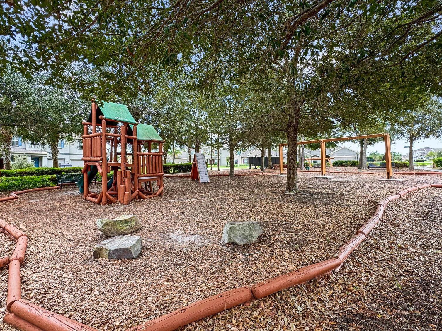 2280 MOUNTAIN PINE ST