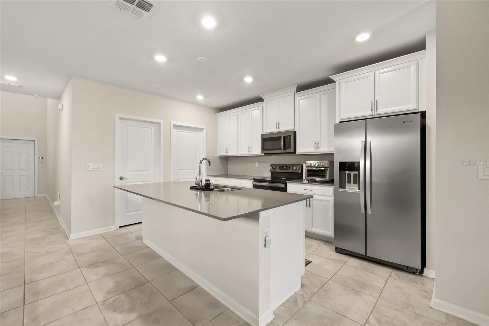 2280 MOUNTAIN PINE ST