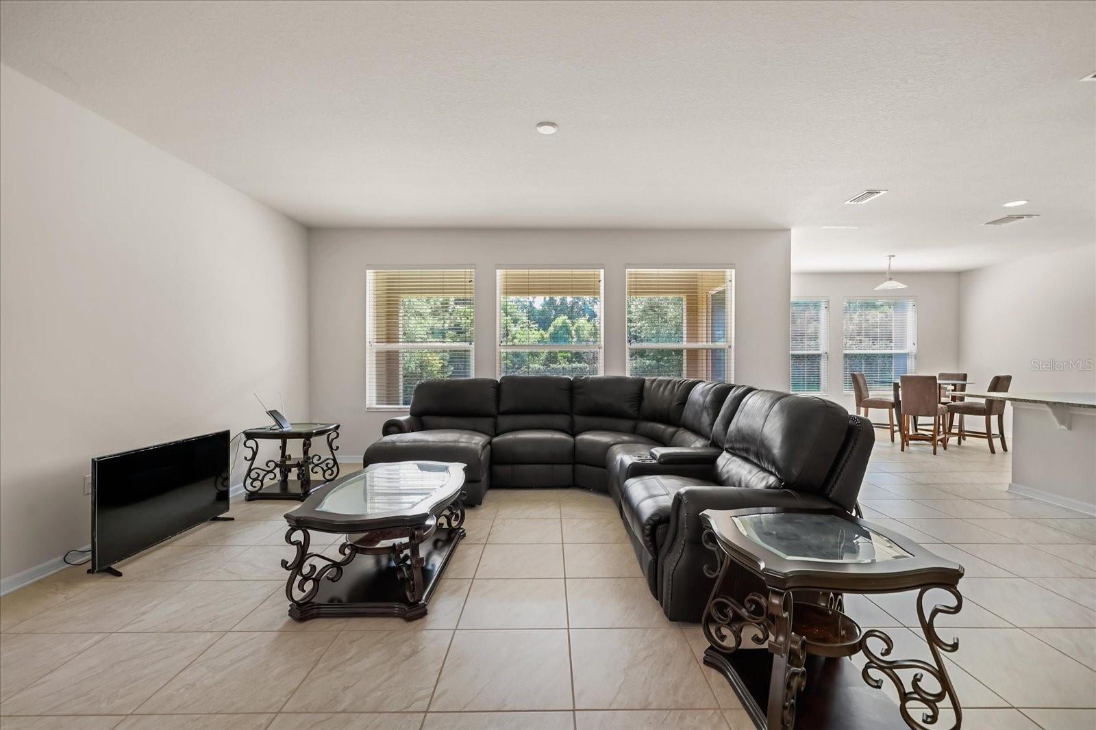1455 SOURWOOD DR
