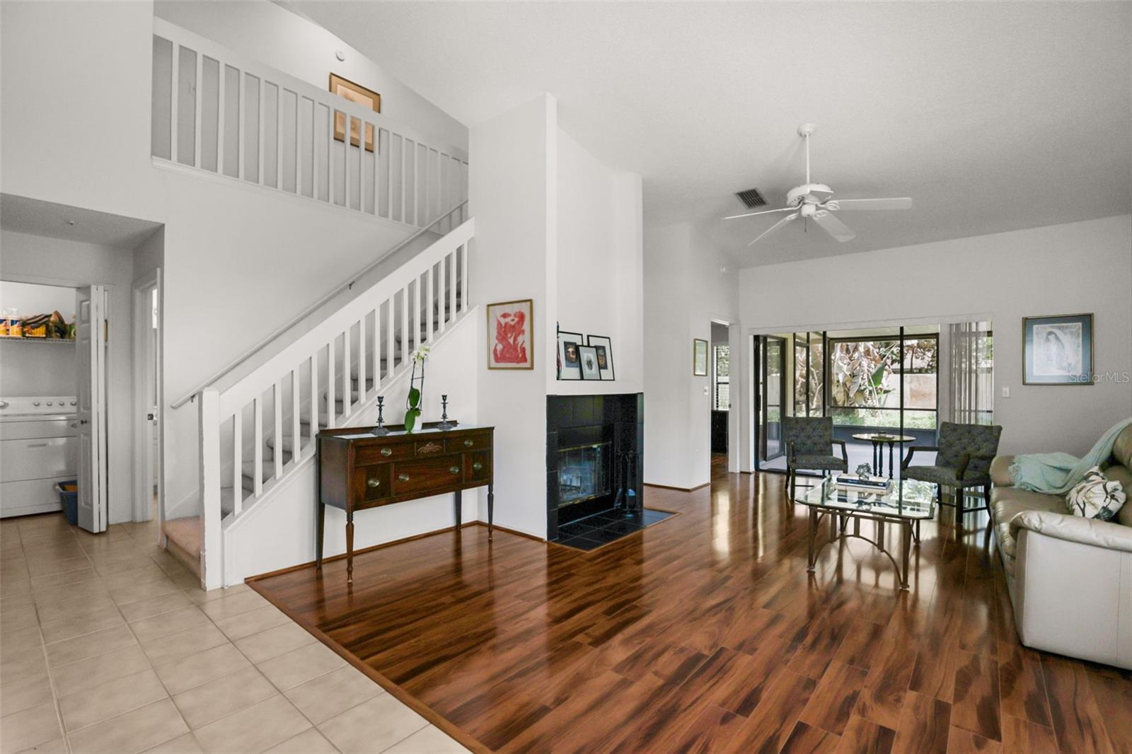 223 HERON ST