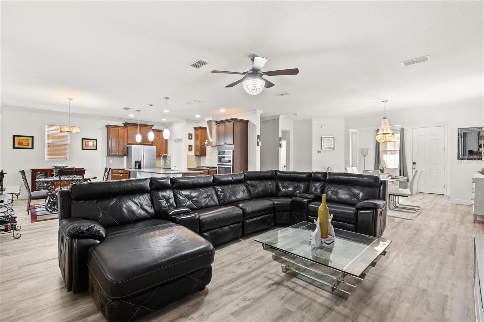 1452 SOURWOOD DR