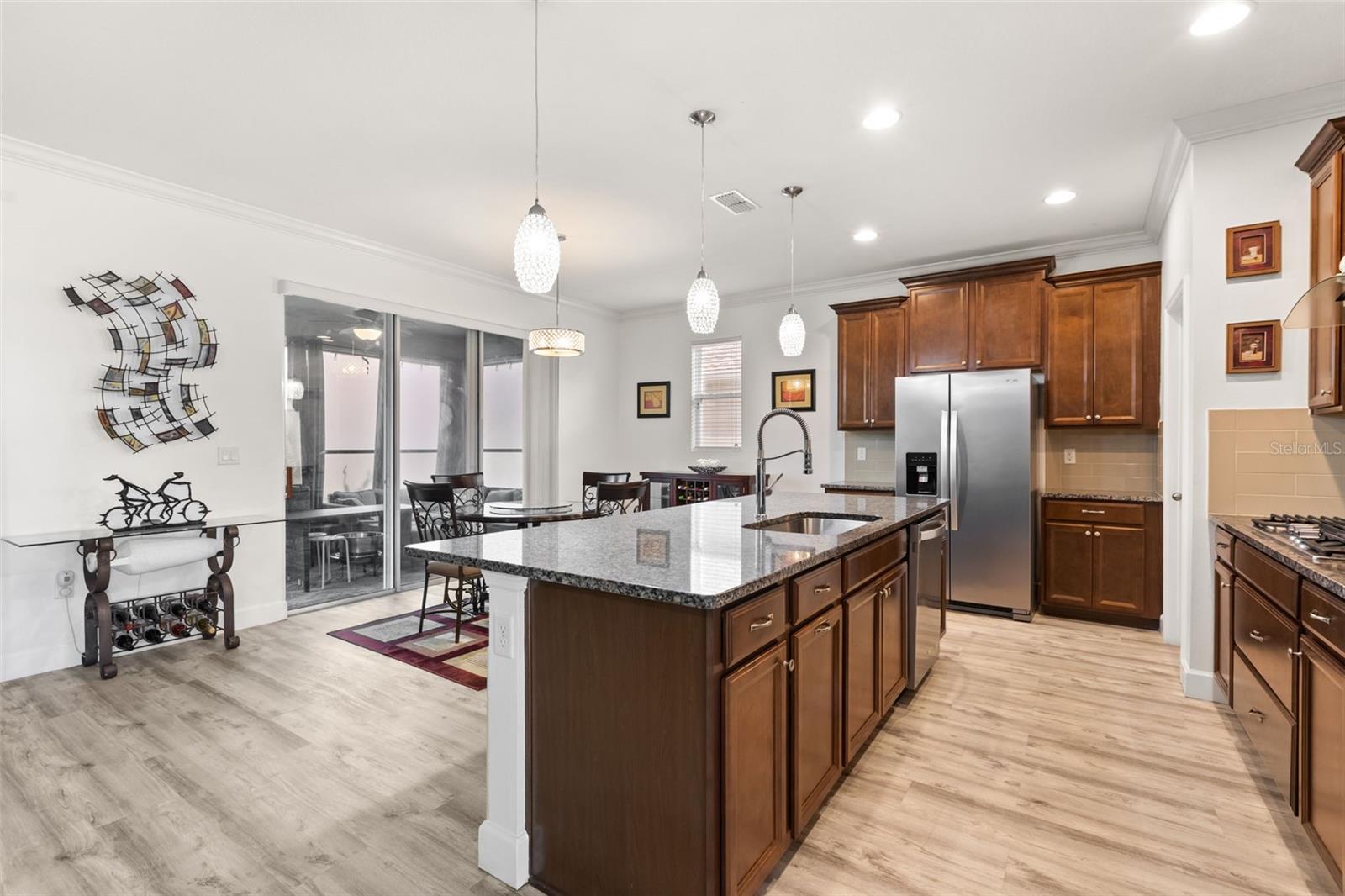 1452 SOURWOOD DR