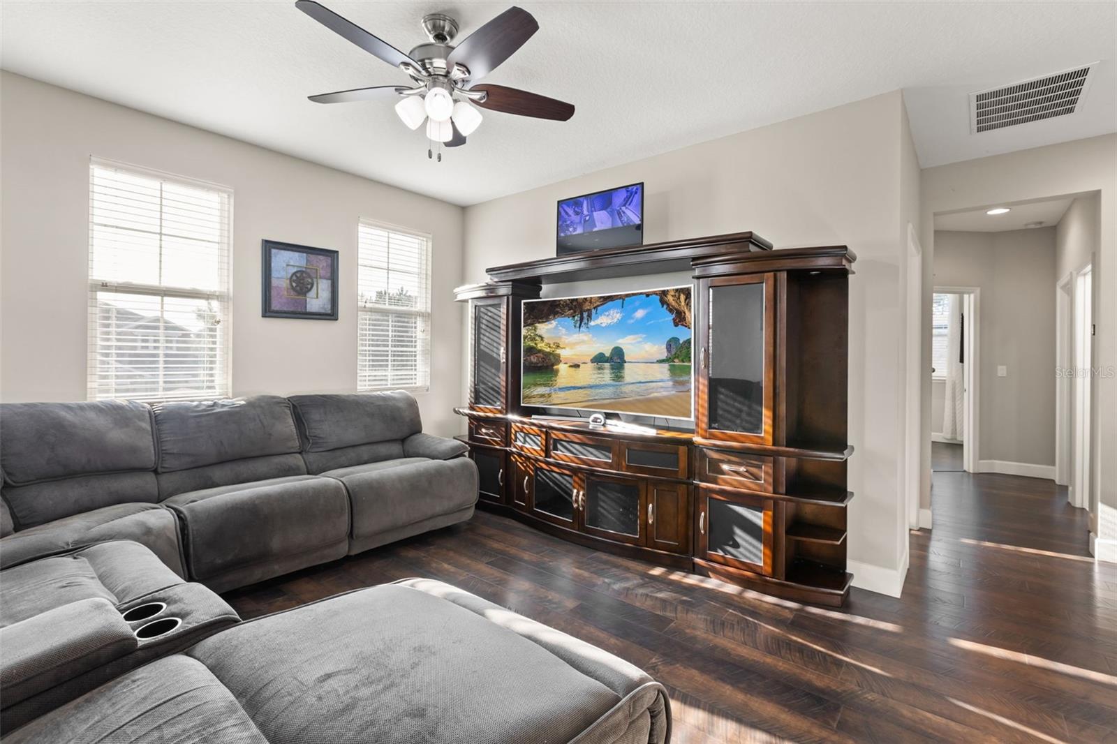 1452 SOURWOOD DR