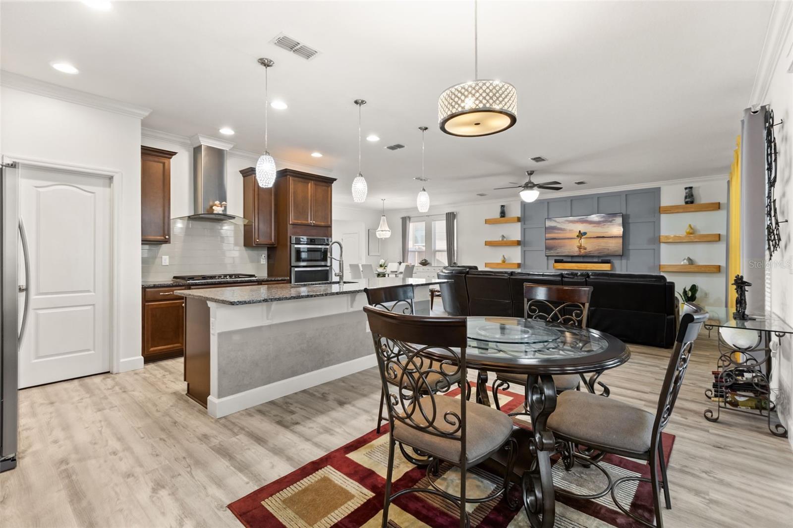 1452 SOURWOOD DR