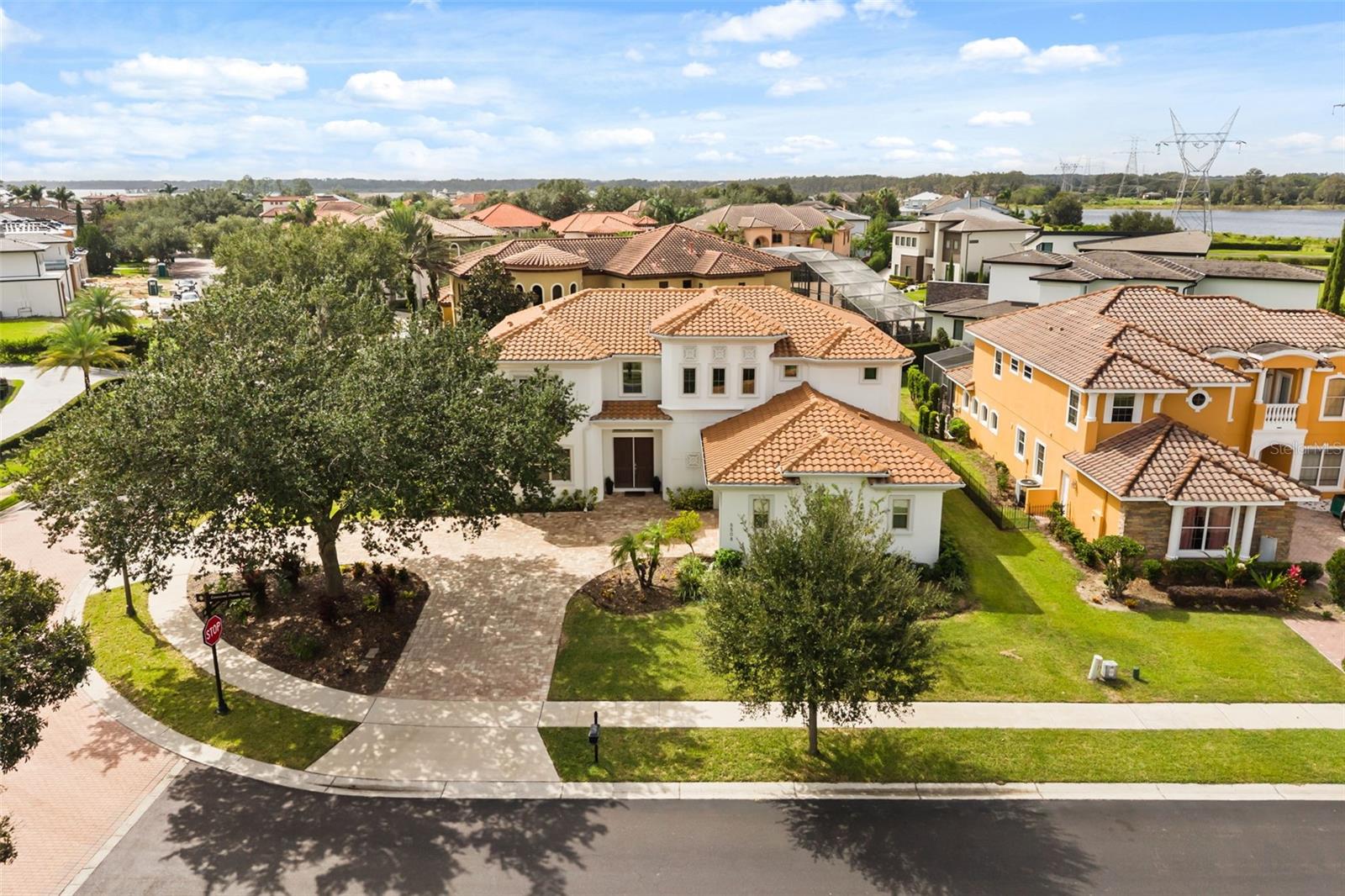 5508 EMERSON POINTE WAY