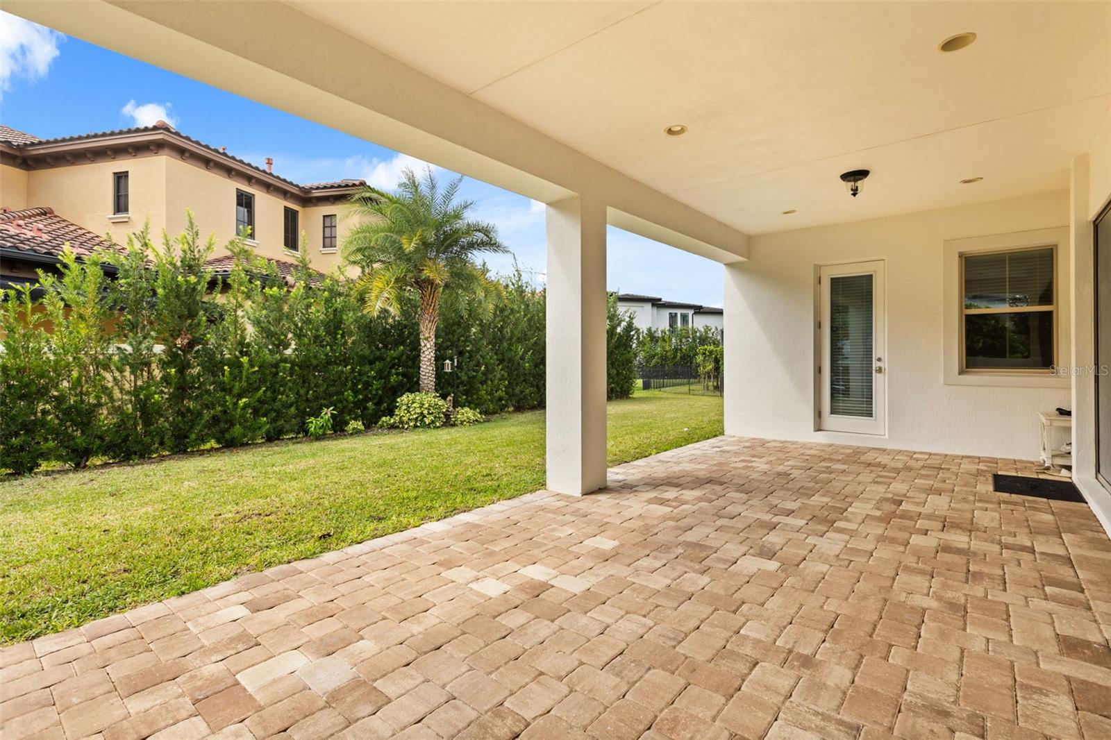 5508 EMERSON POINTE WAY