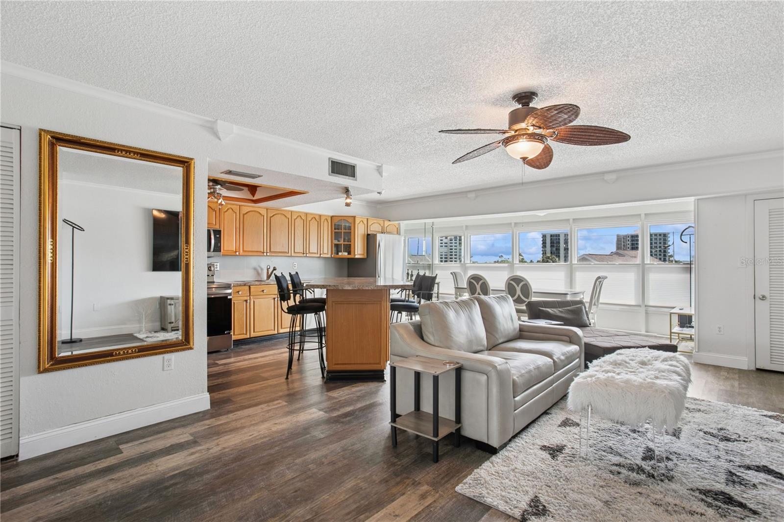 661 POINSETTIA AVE #307