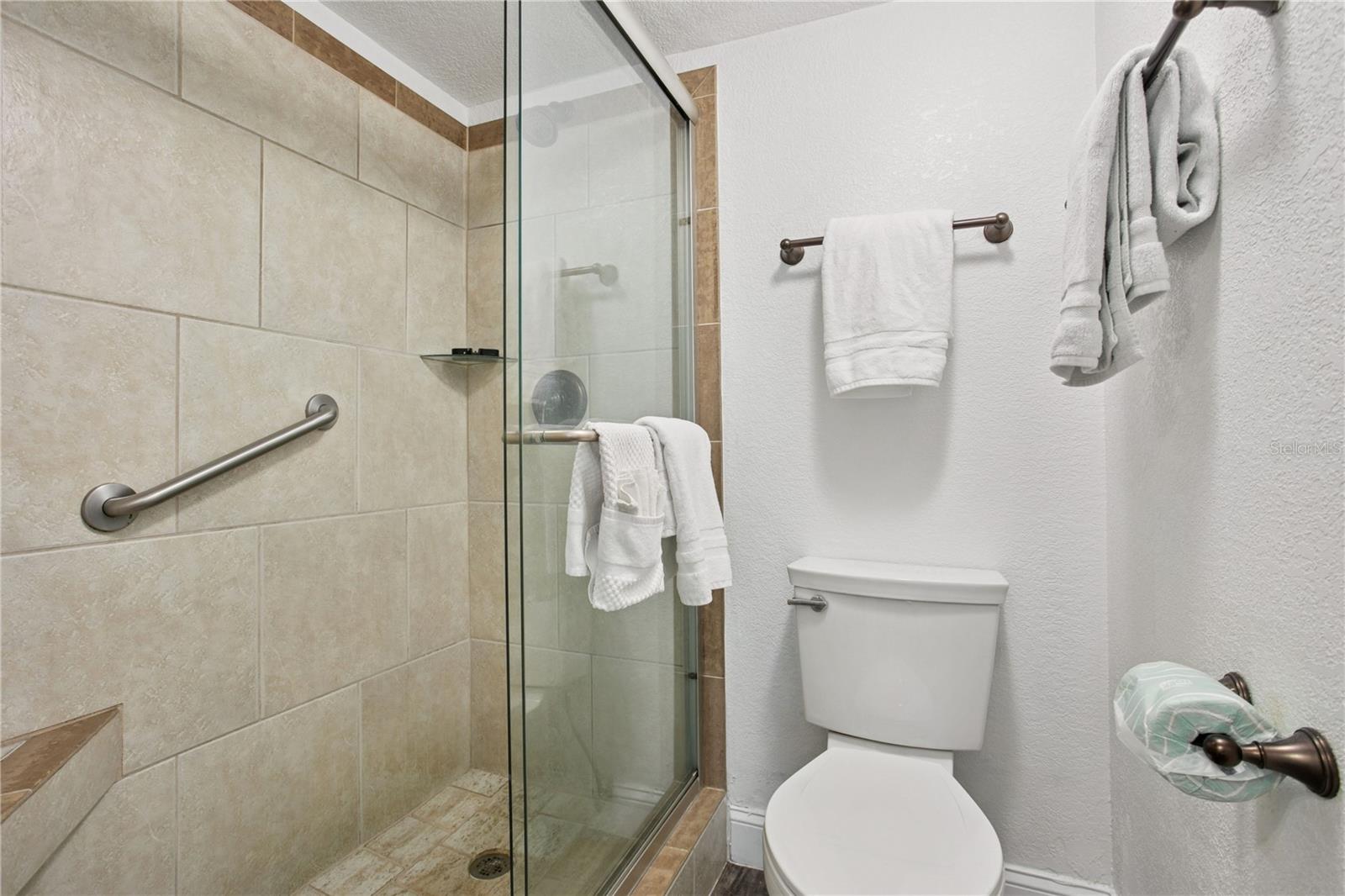 661 POINSETTIA AVE #307