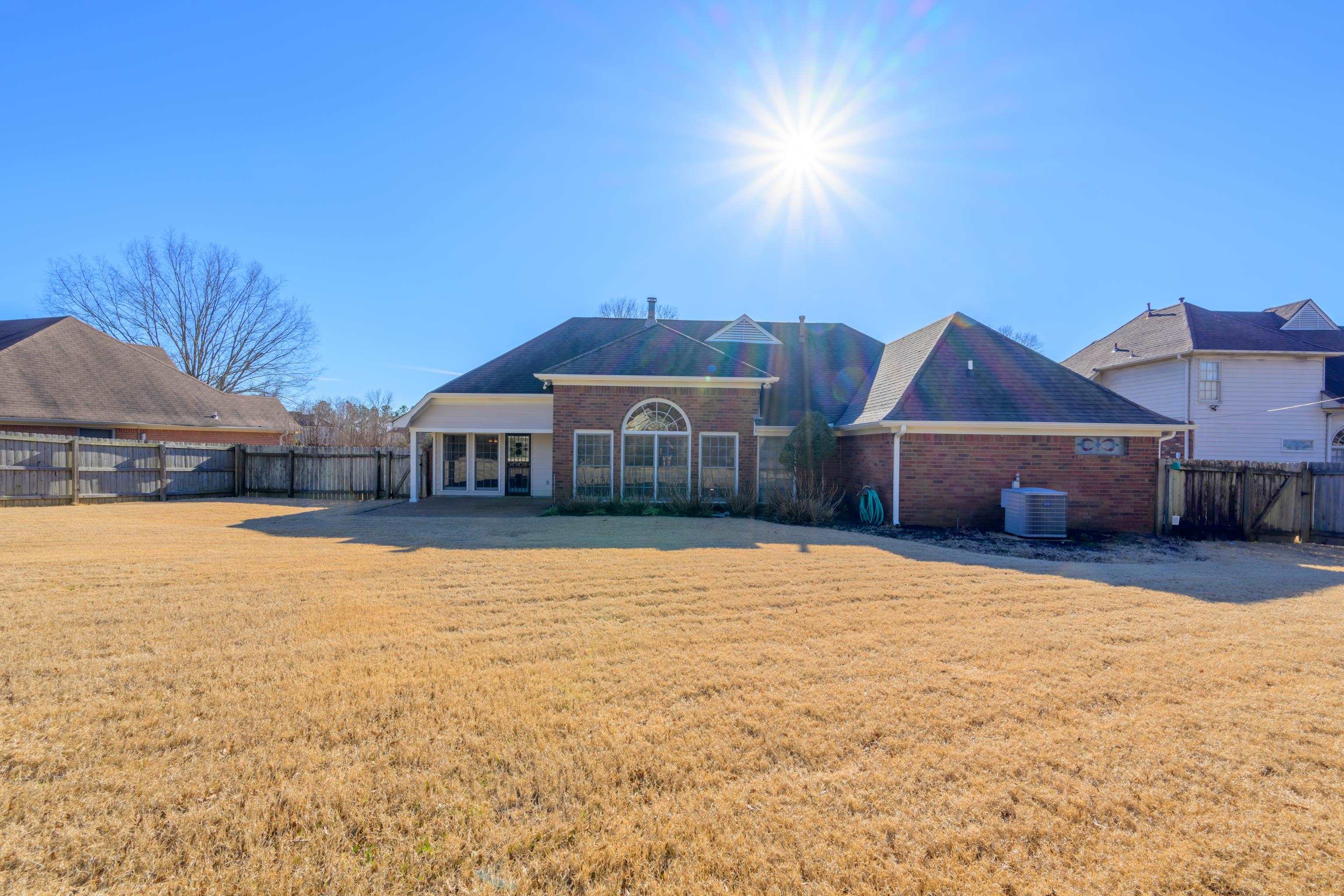 8386 KING WILLIAM DR