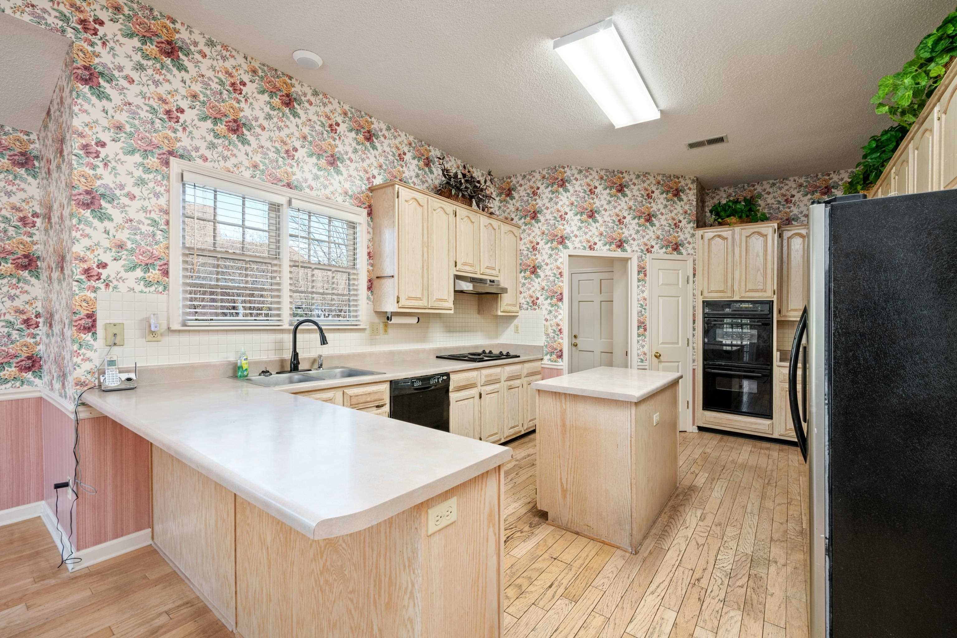 8386 KING WILLIAM DR