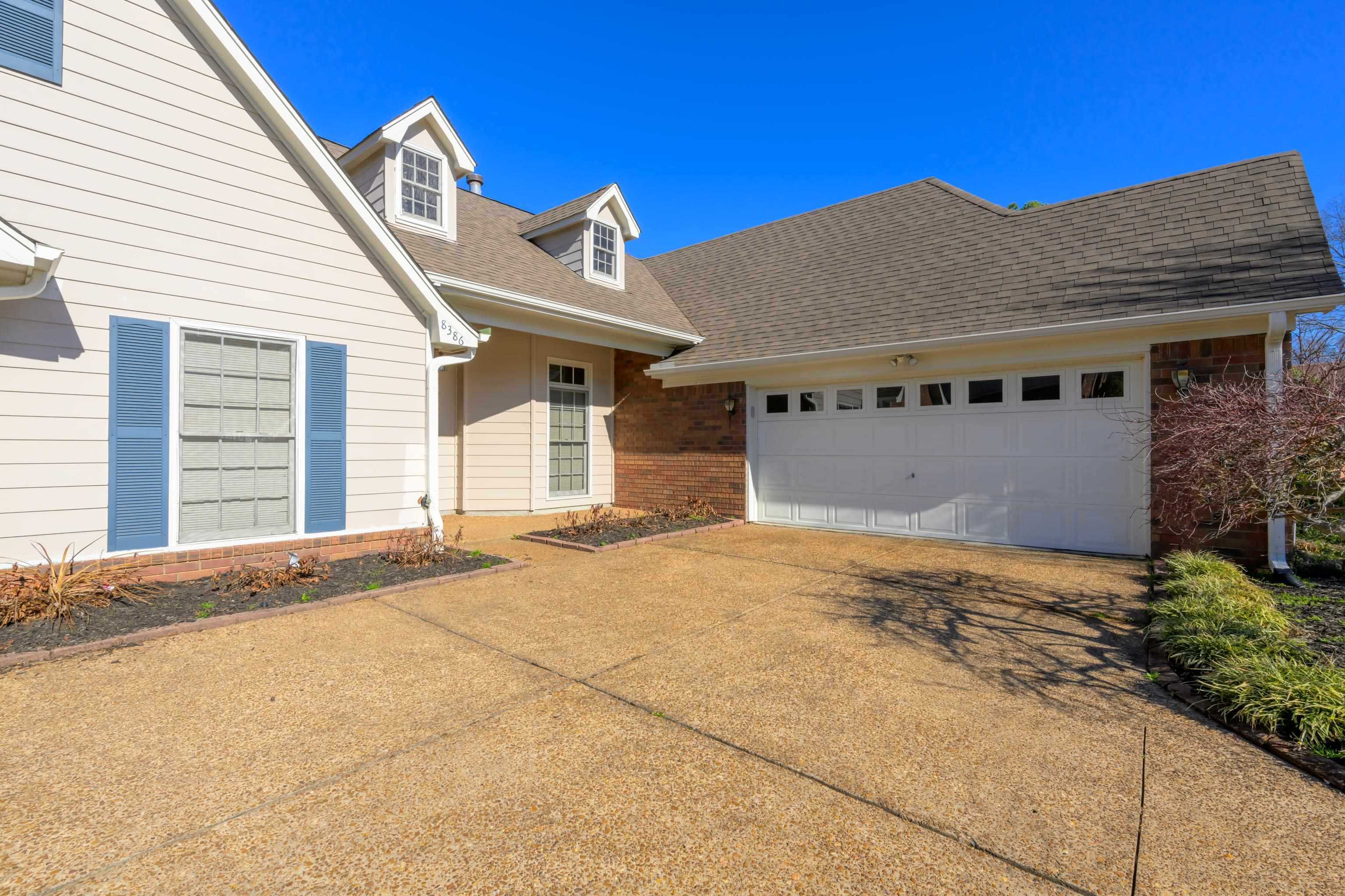 8386 KING WILLIAM DR