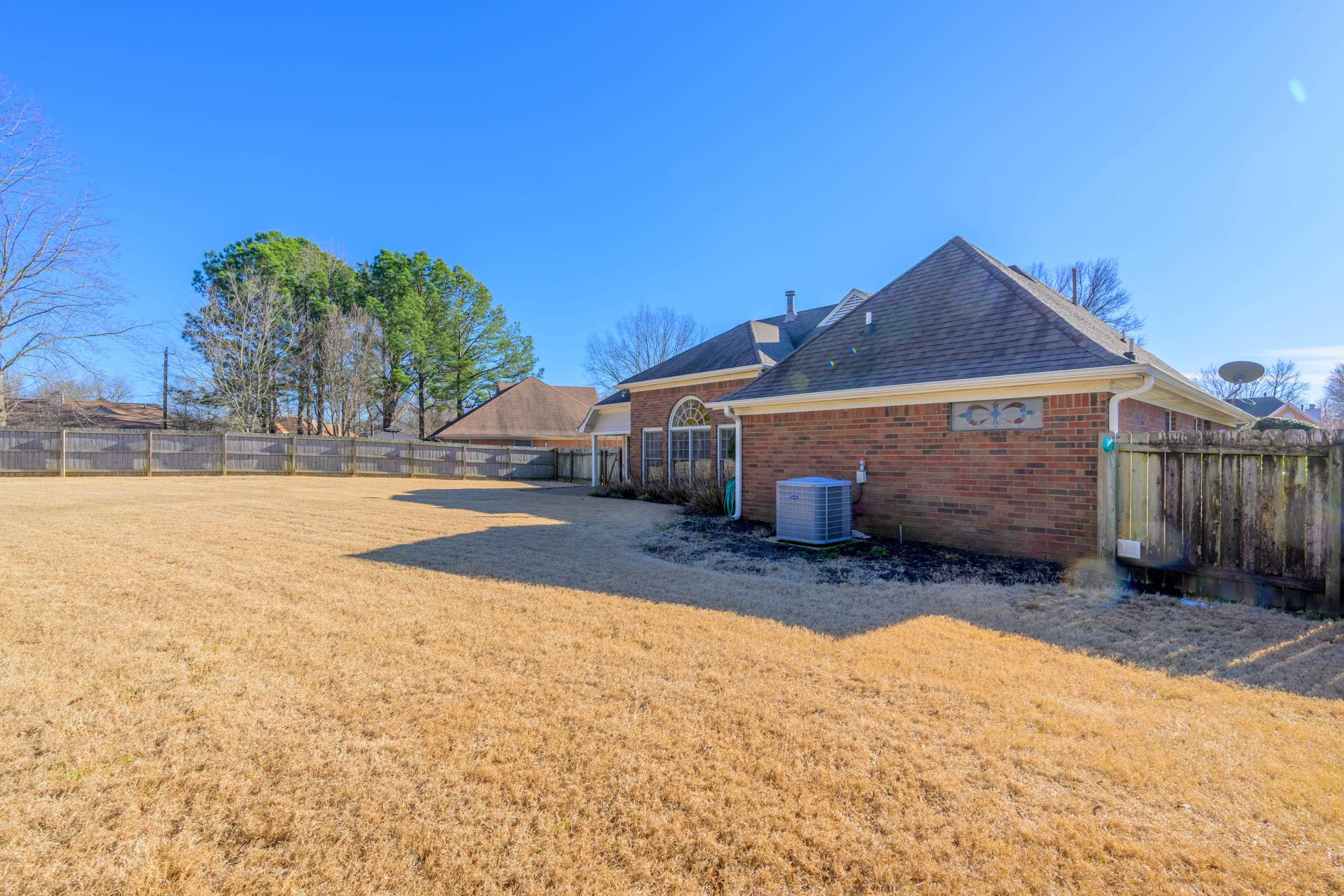 8386 KING WILLIAM DR