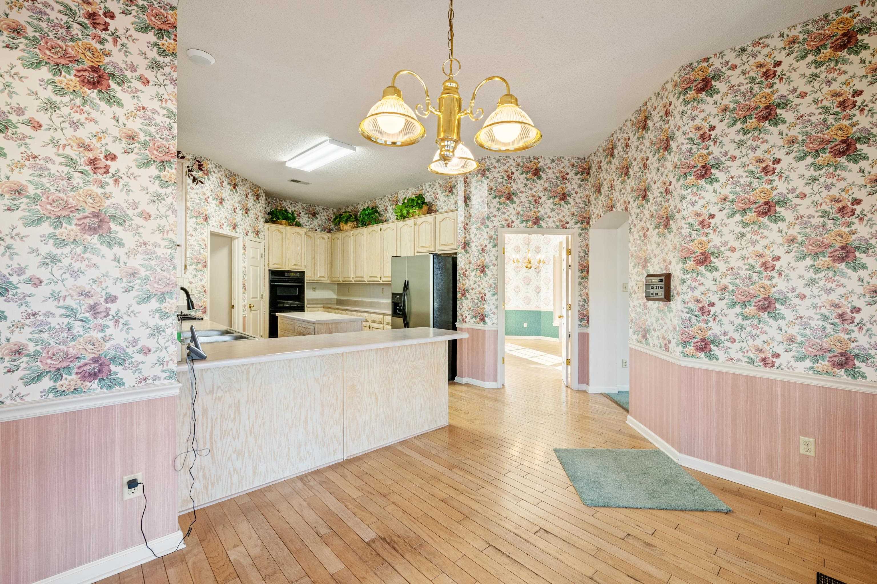 8386 KING WILLIAM DR