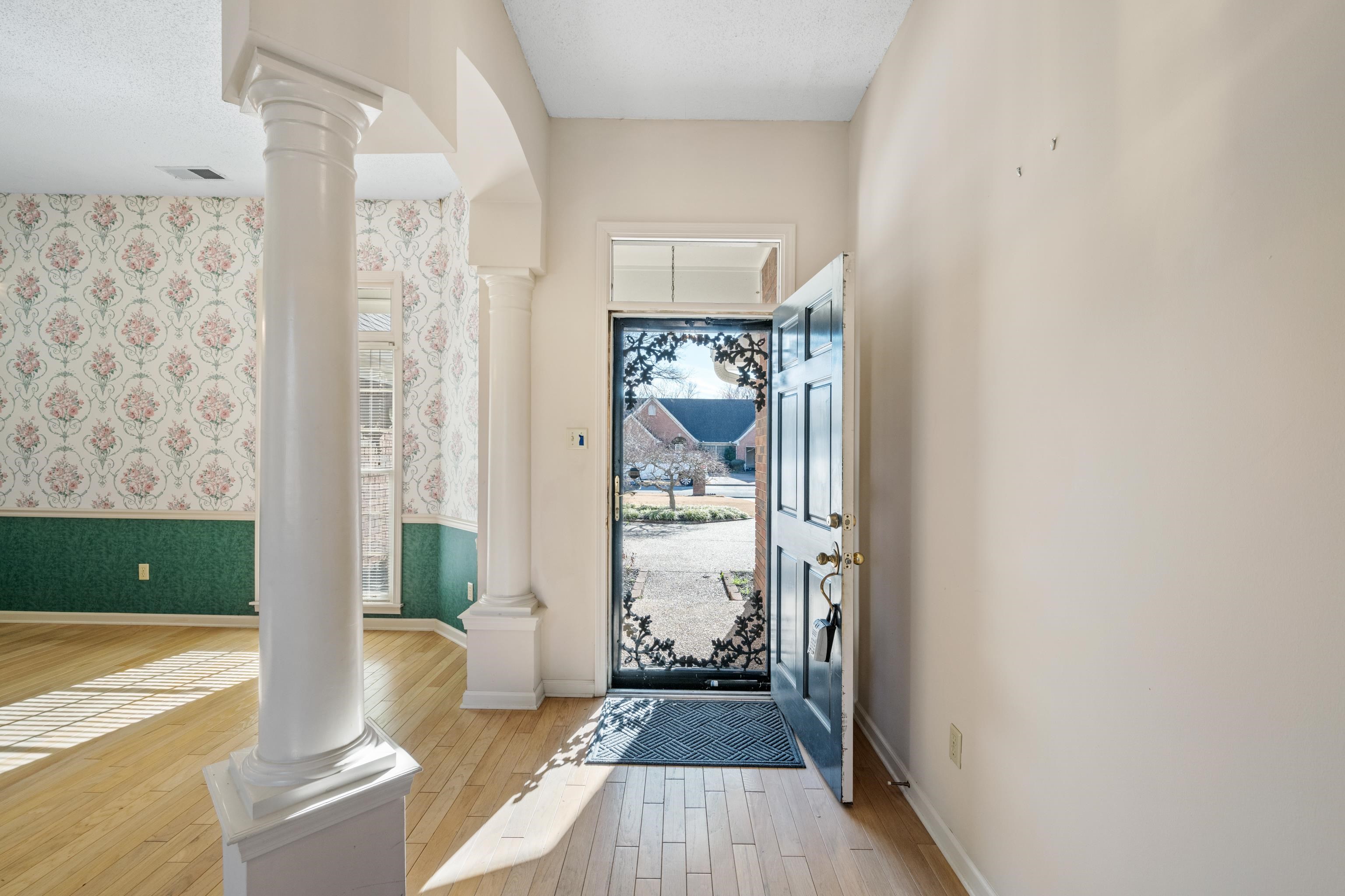 8386 KING WILLIAM DR