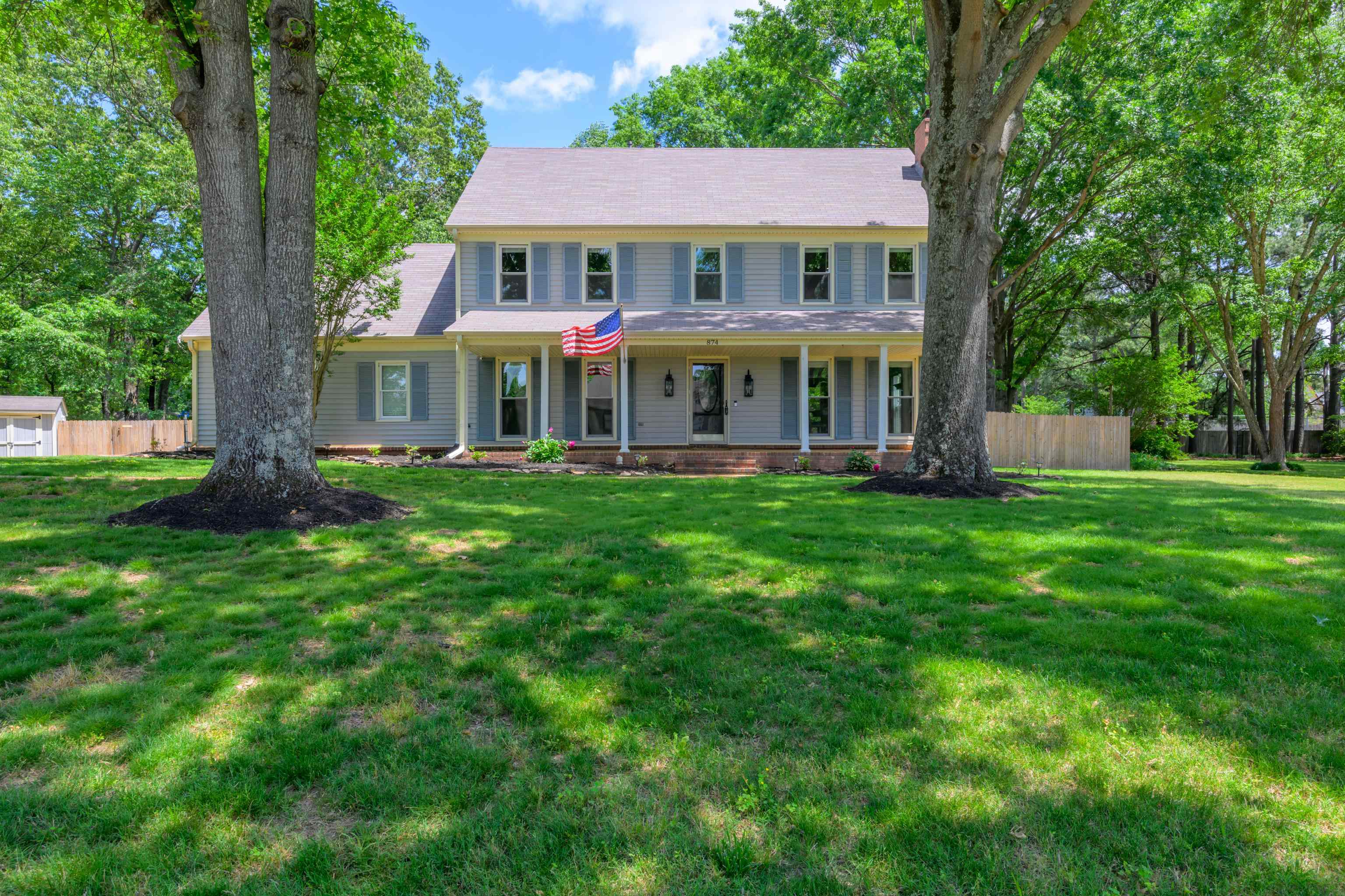 874 MERCERSBURG CV