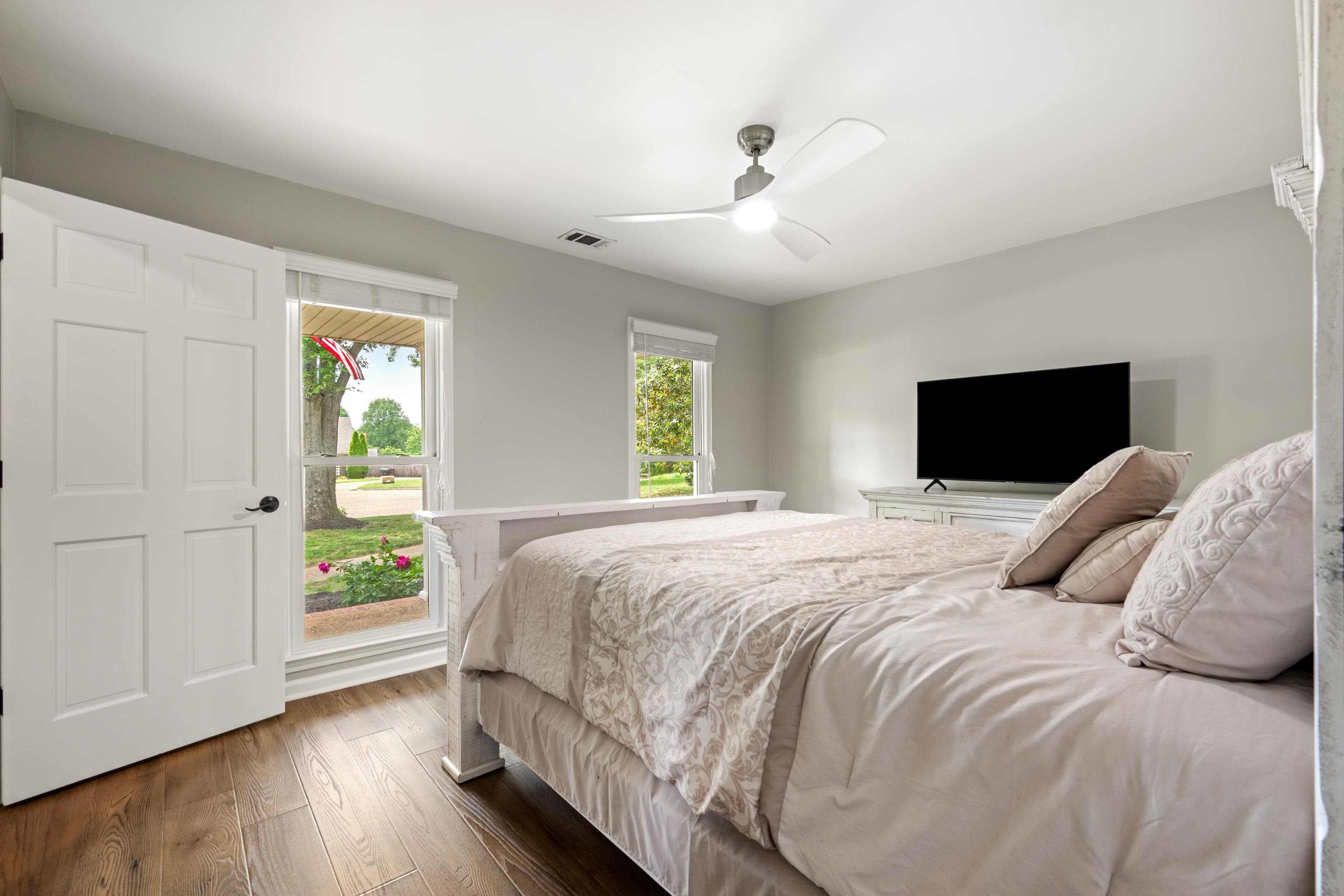 874 MERCERSBURG CV