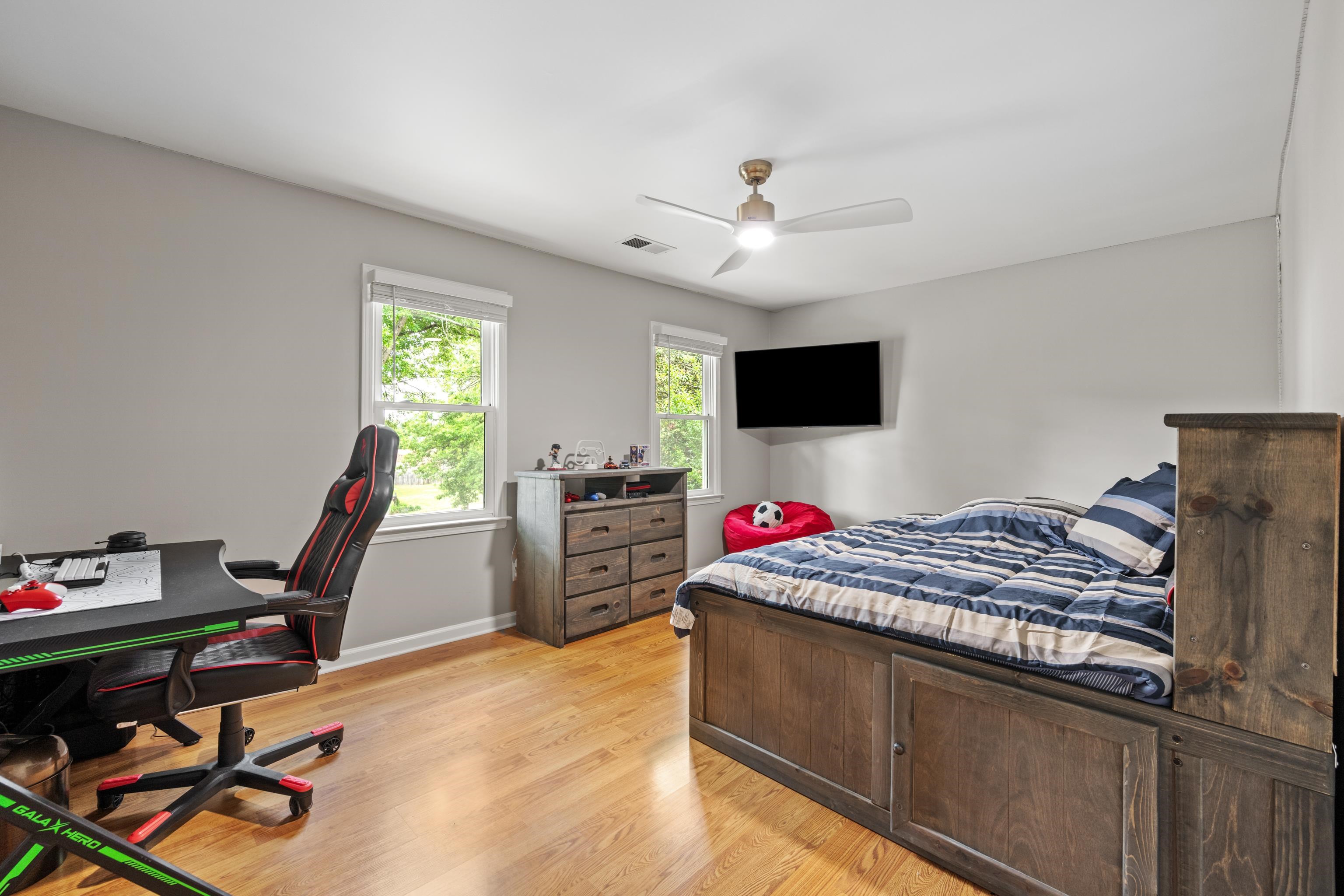 874 MERCERSBURG CV