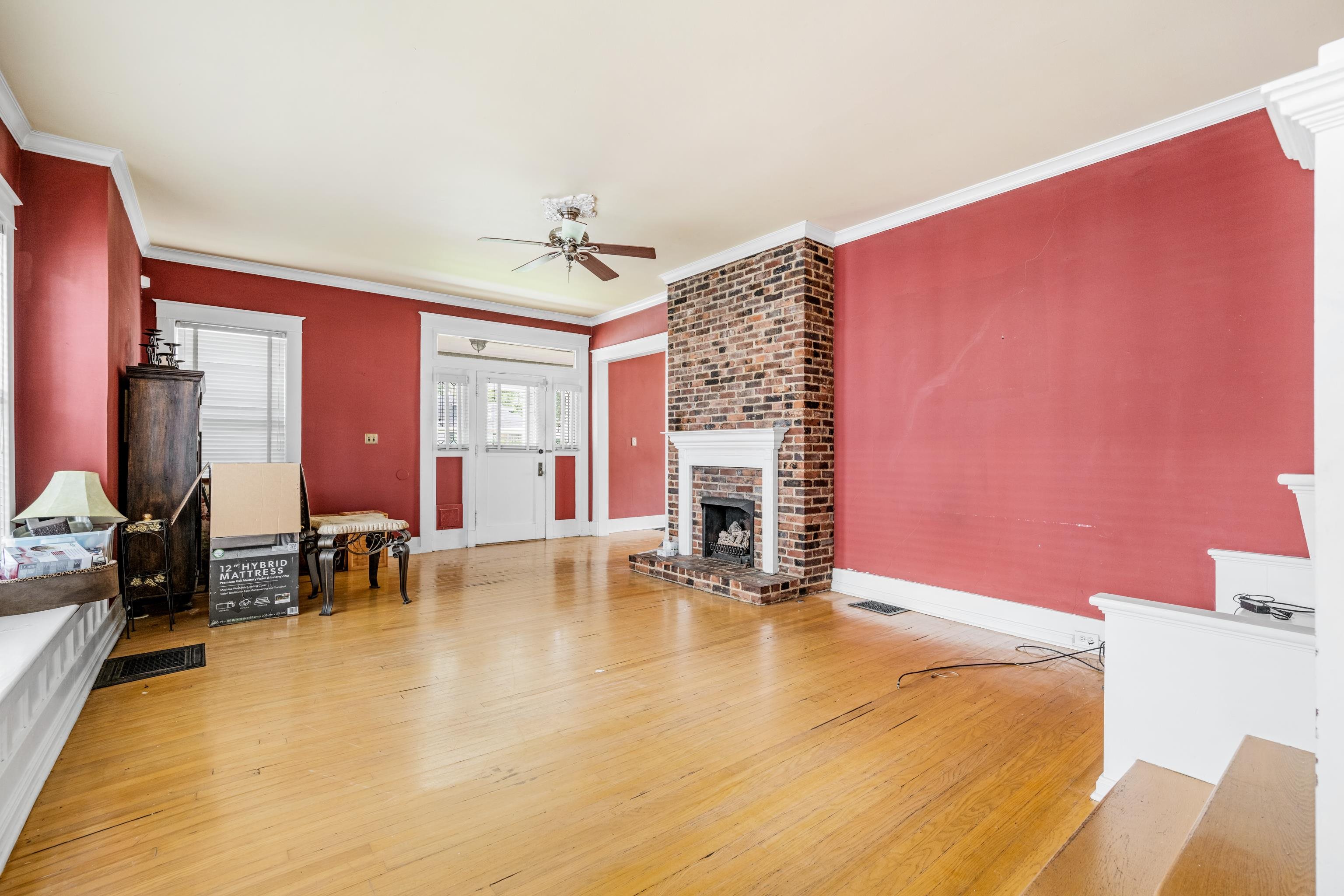 1331 FAXON AVE