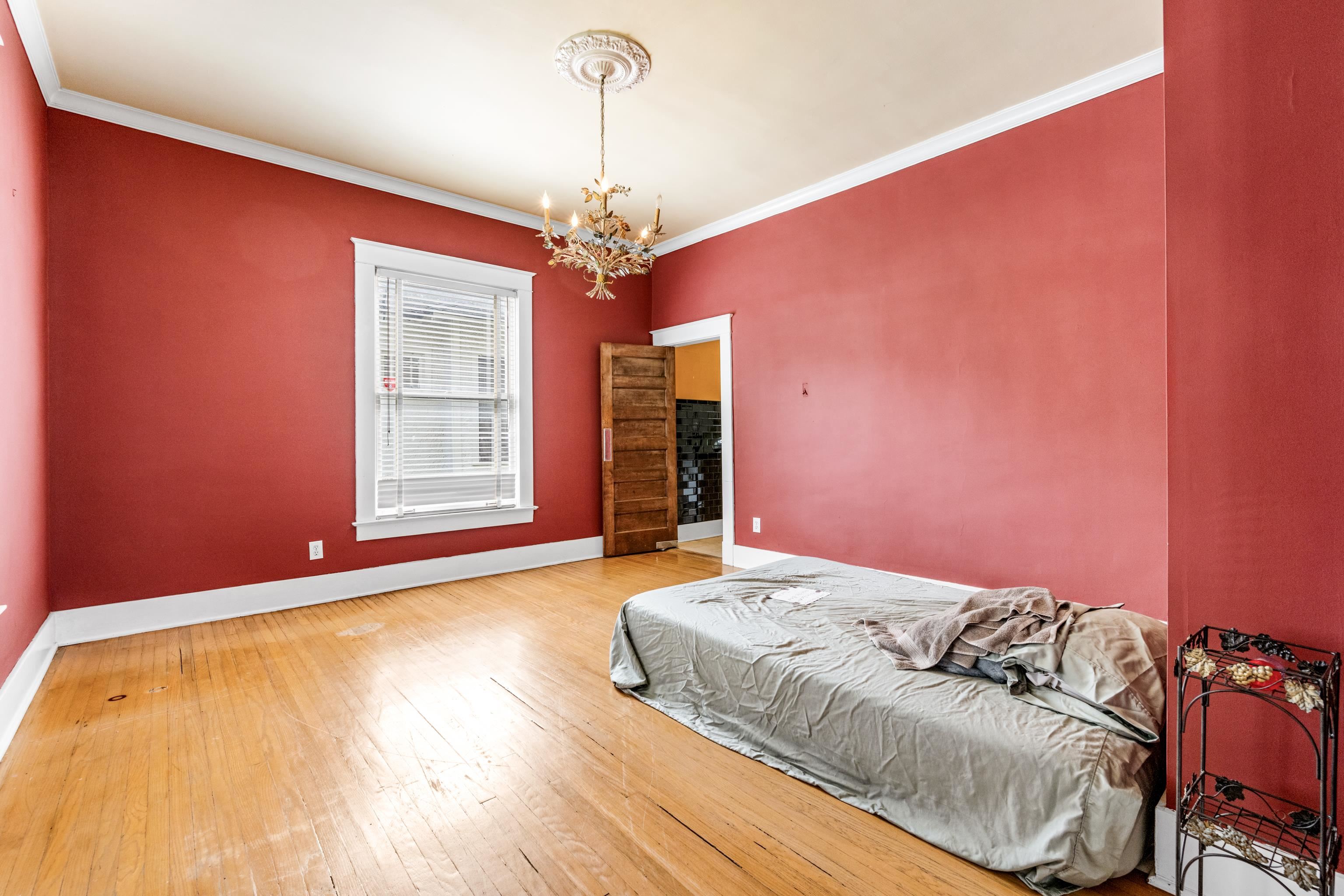 1331 FAXON AVE