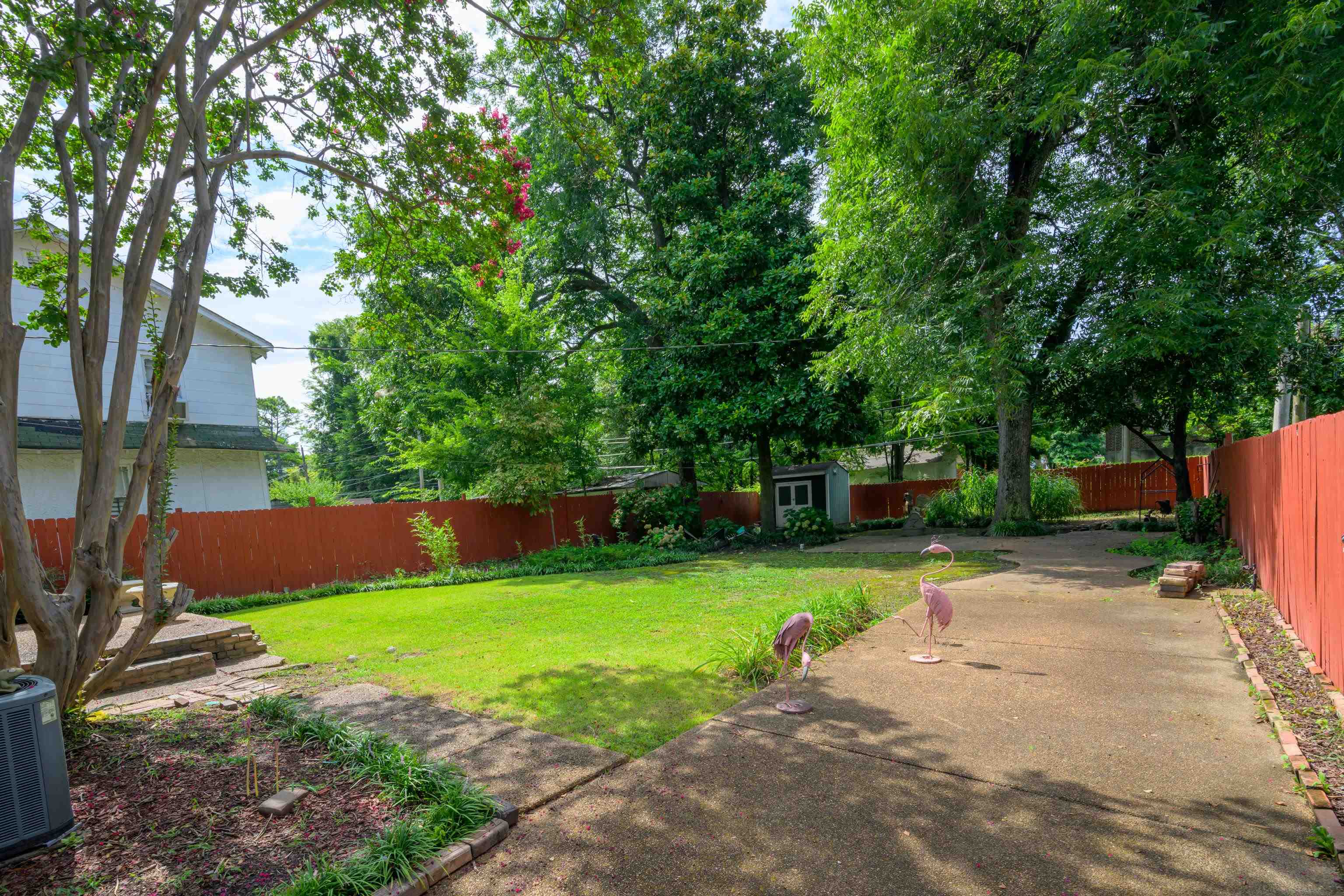 1331 FAXON AVE
