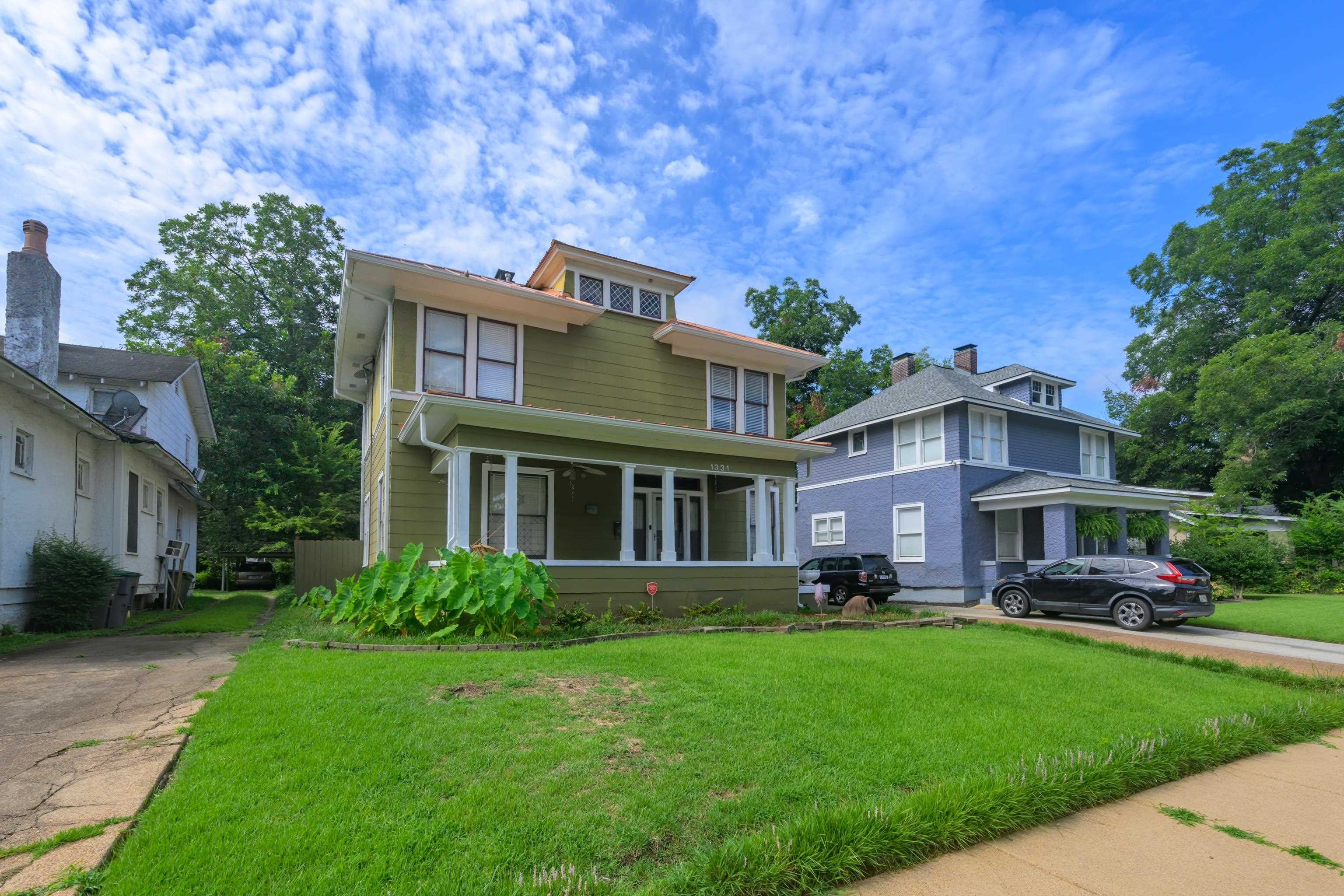 1331 FAXON AVE