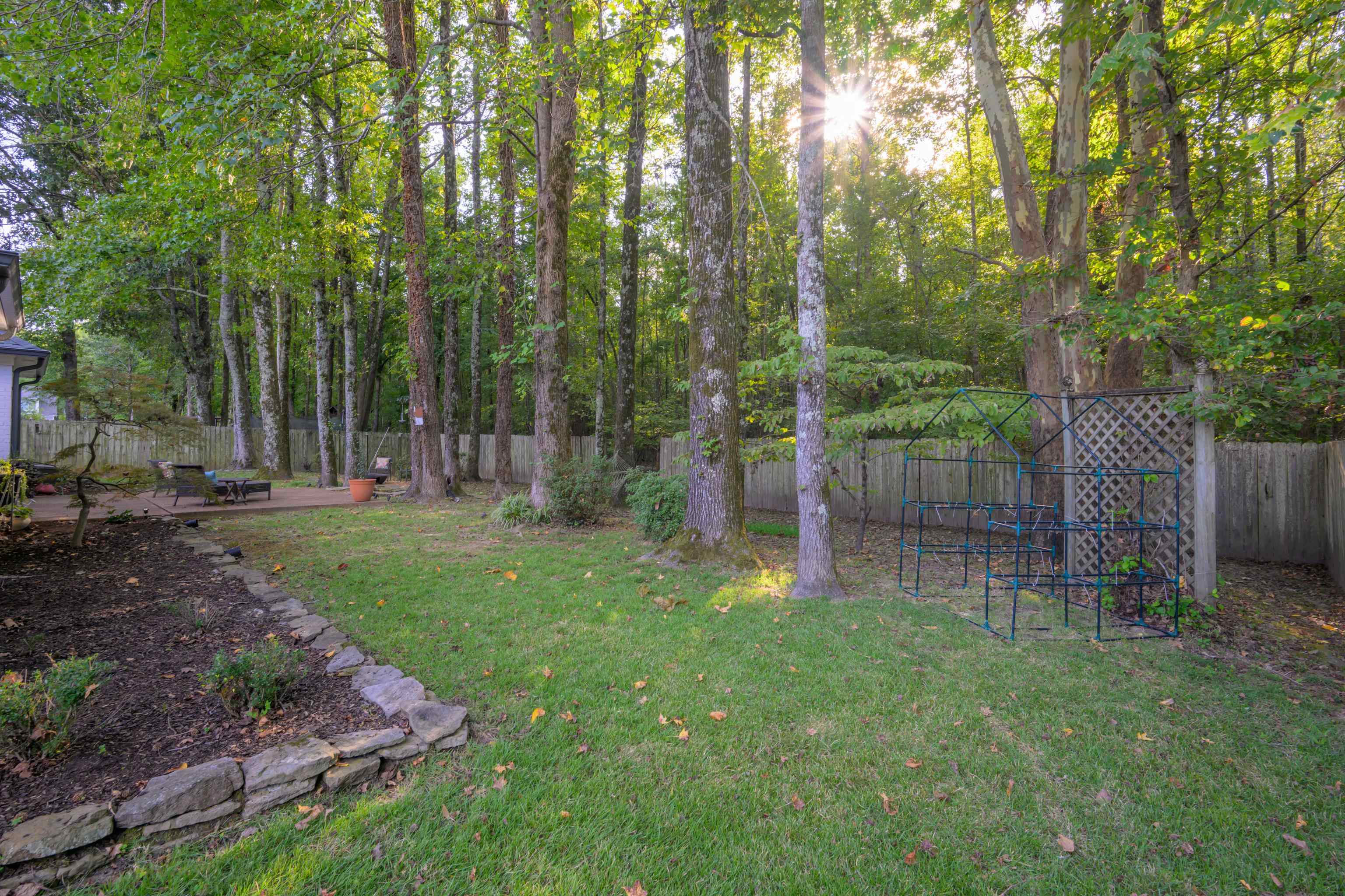 4305 COUNTRY BRIDGE RD