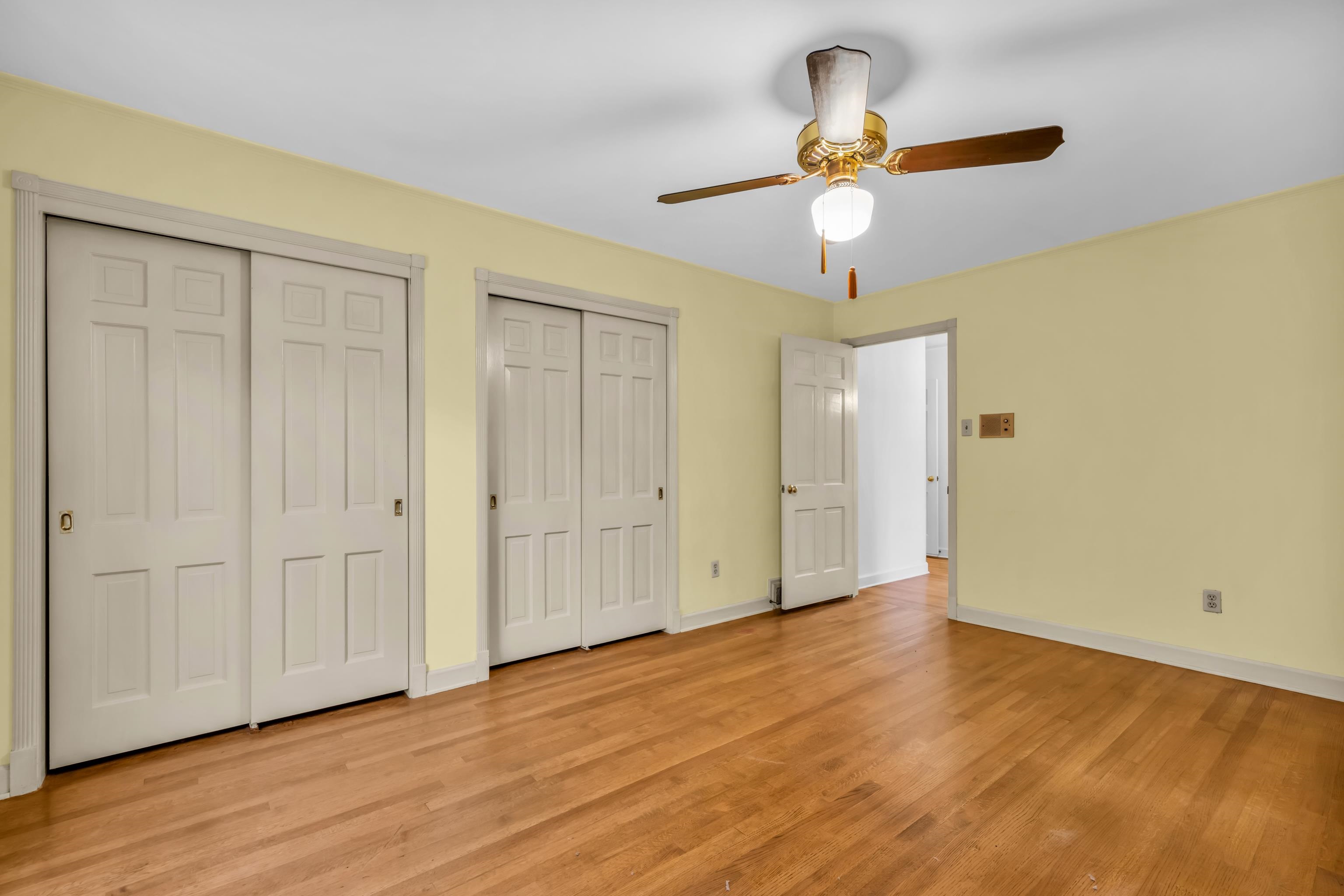 933 PARK VALLEY RD