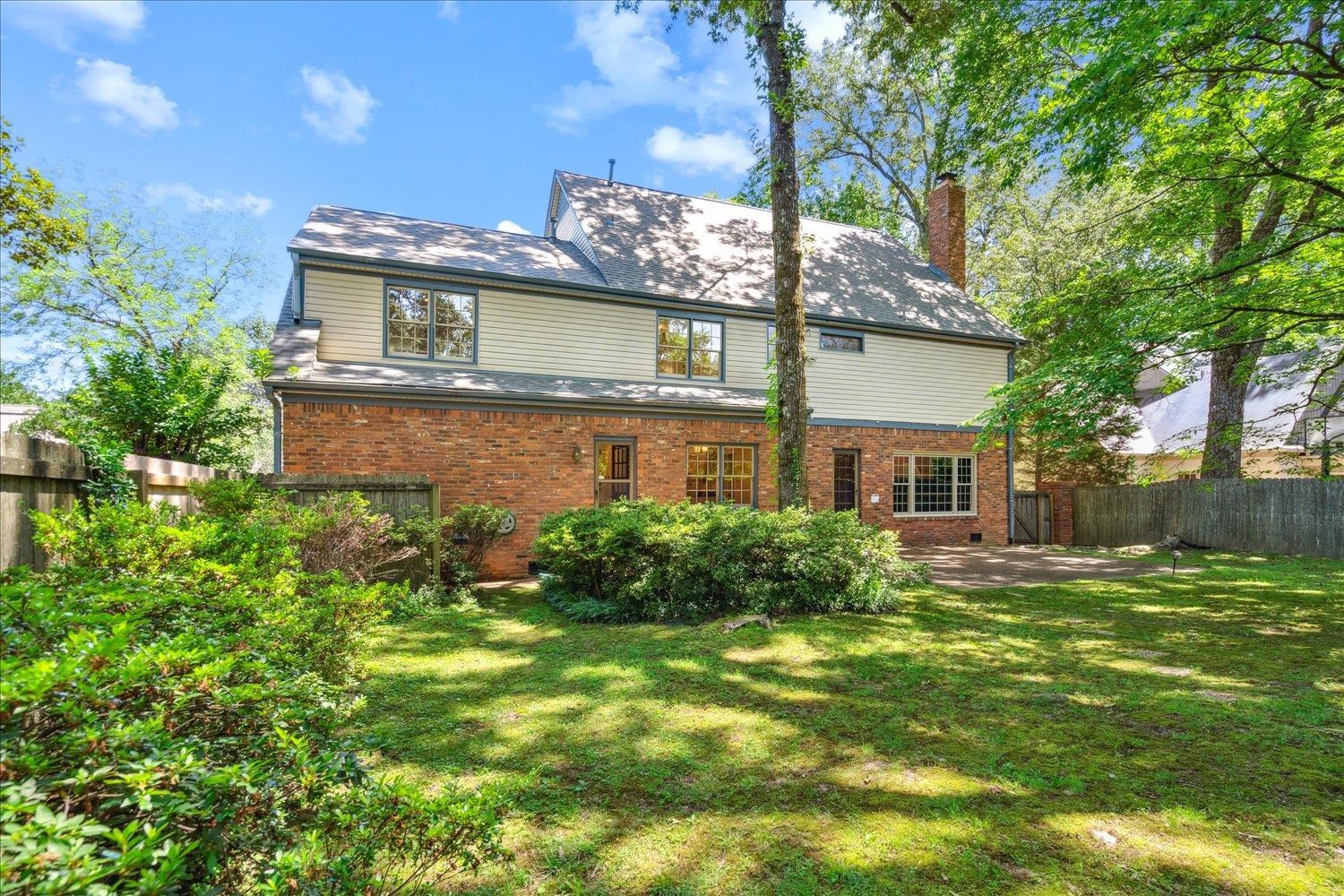 6483 N OAK SHADOWS CIR