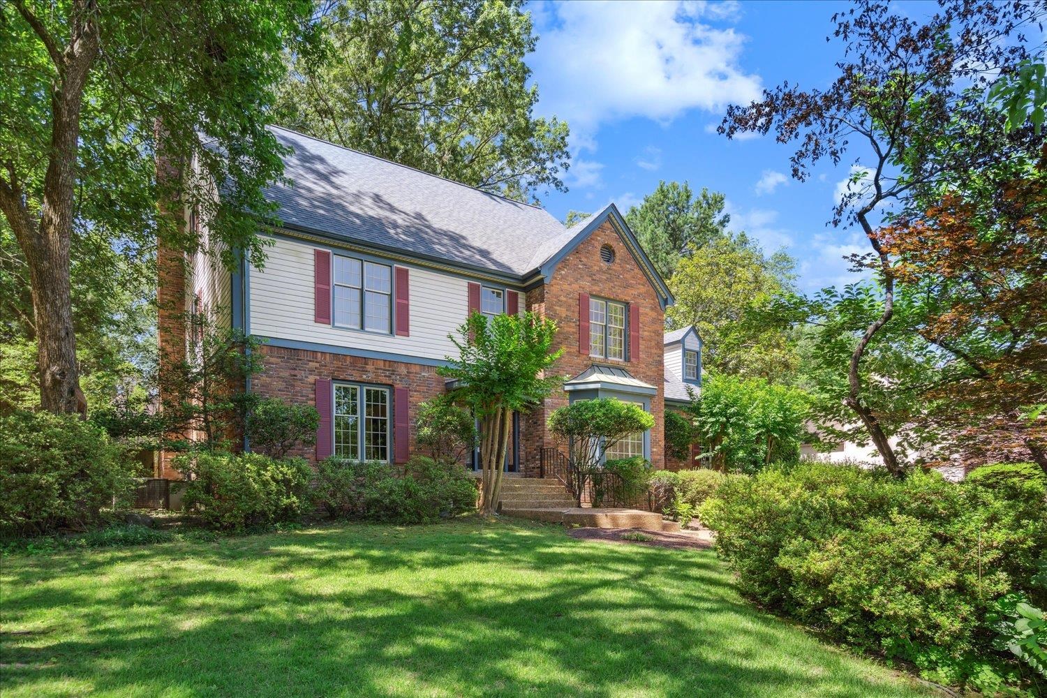 6483 N OAK SHADOWS CIR