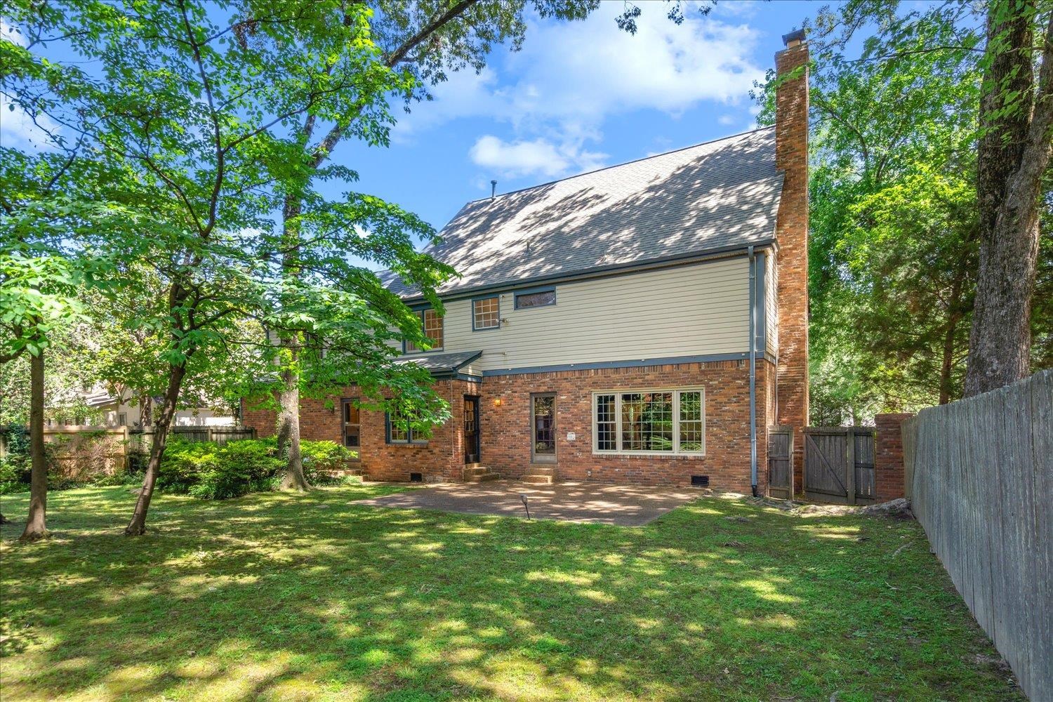6483 N OAK SHADOWS CIR
