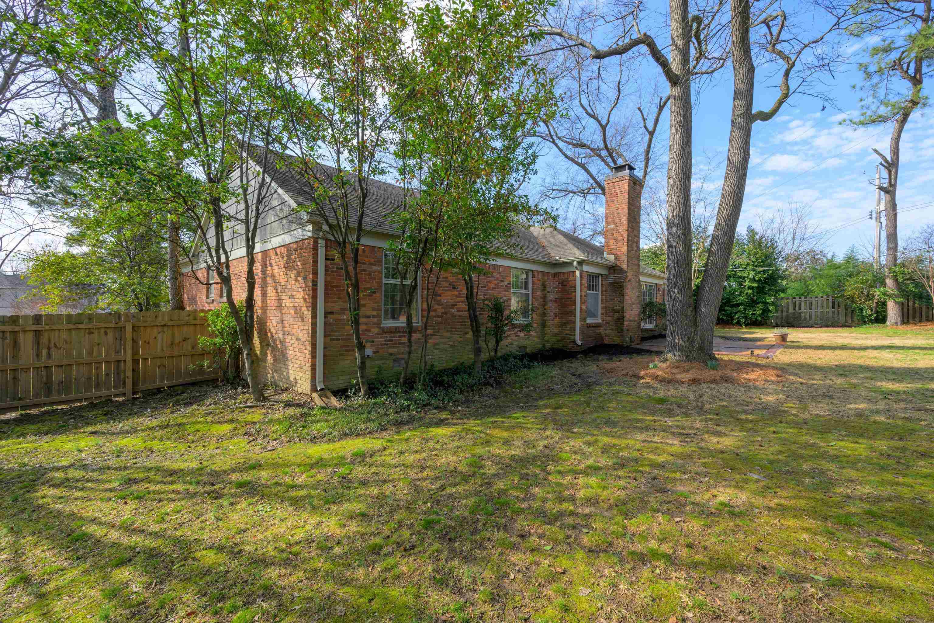 902 PARK VALLEY RD