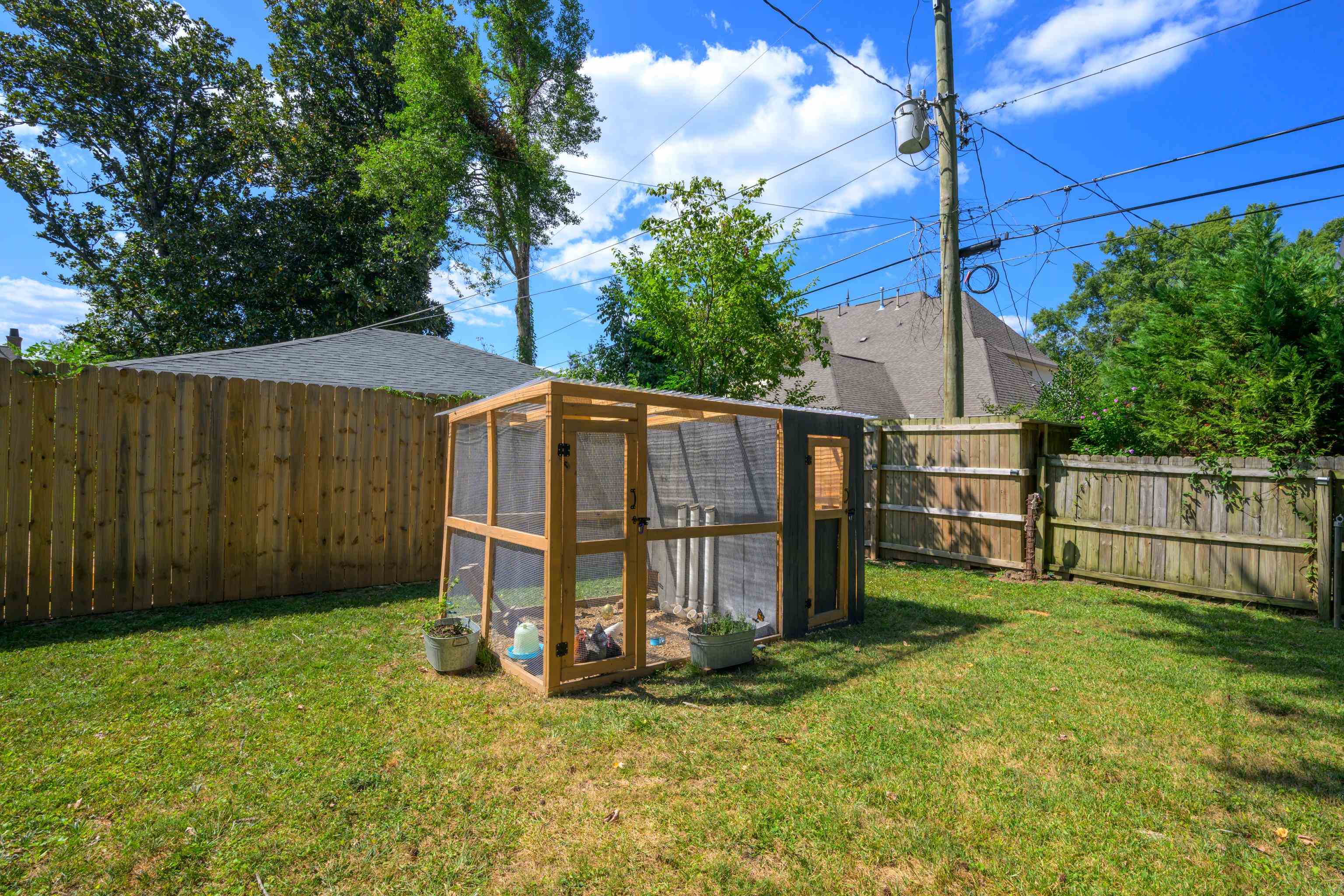 4948 FAIRFIELD CIR