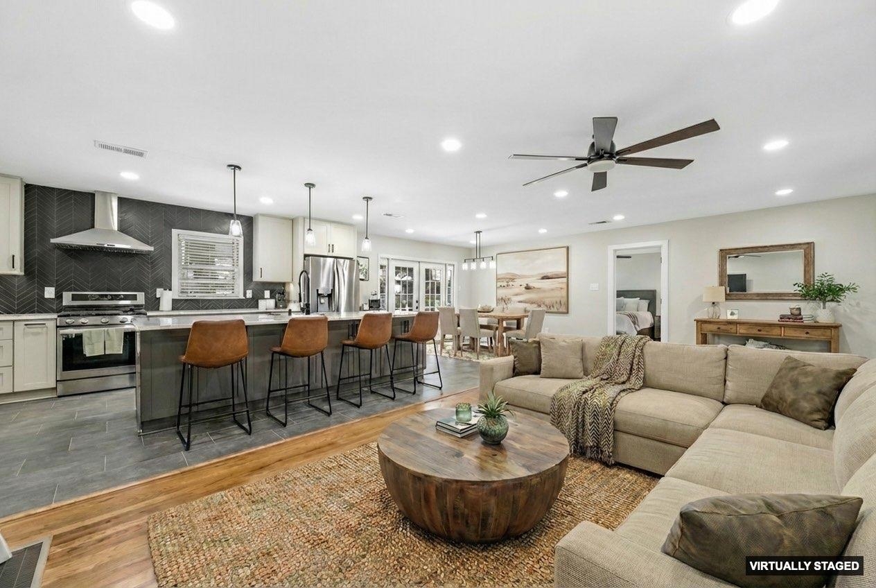 4948 FAIRFIELD CIR