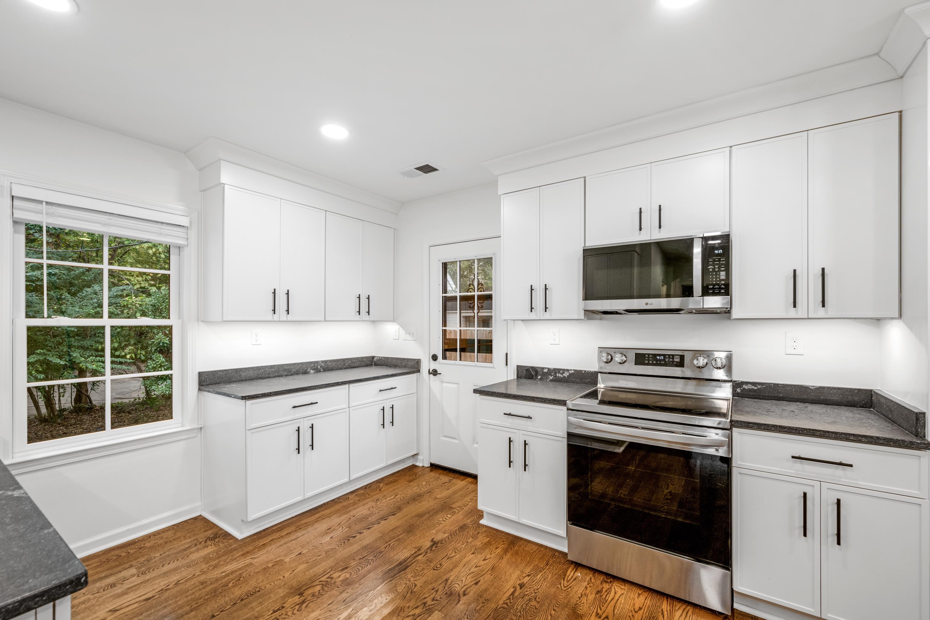 3115 S LAFAYETTE CIR