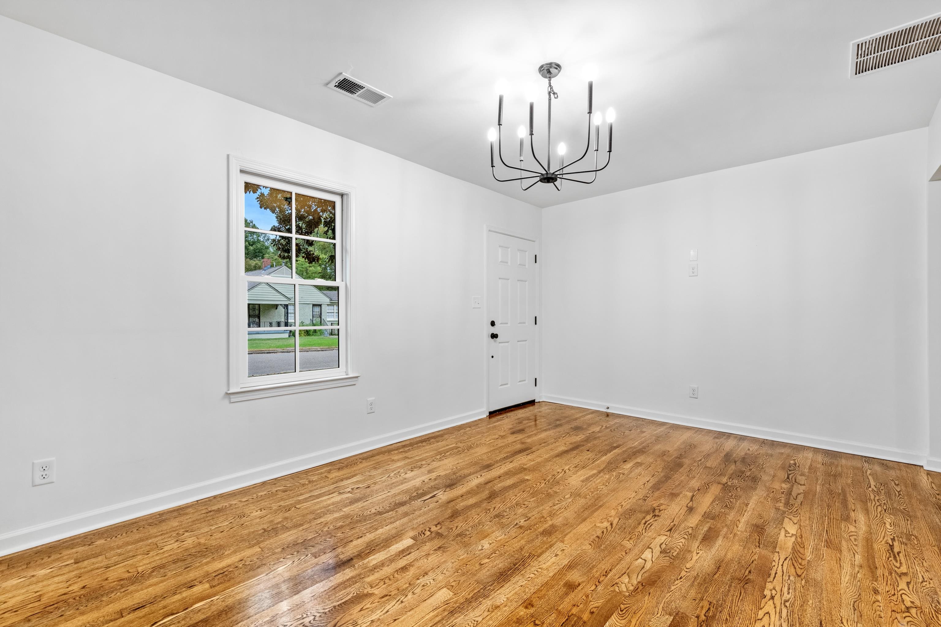 3115 S LAFAYETTE CIR