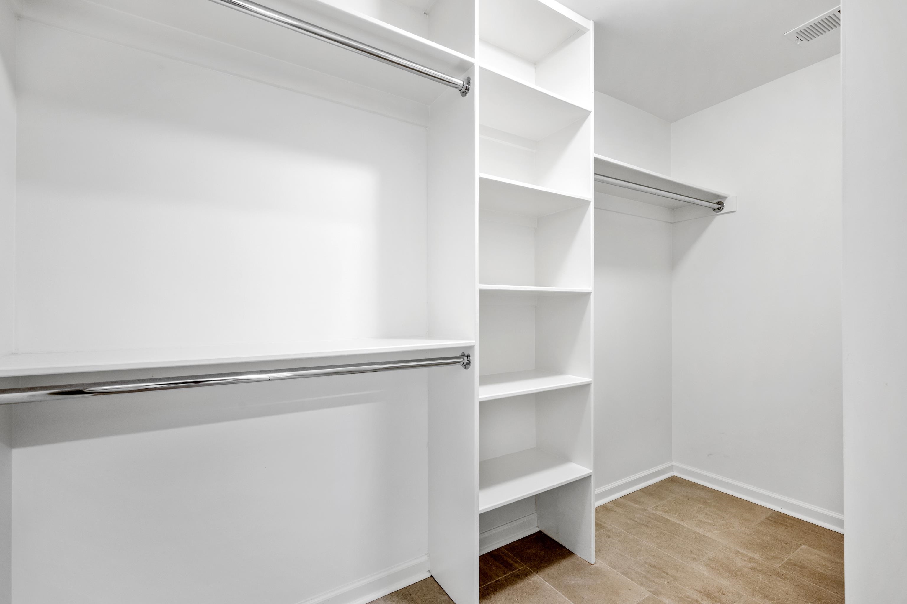 3115 S LAFAYETTE CIR