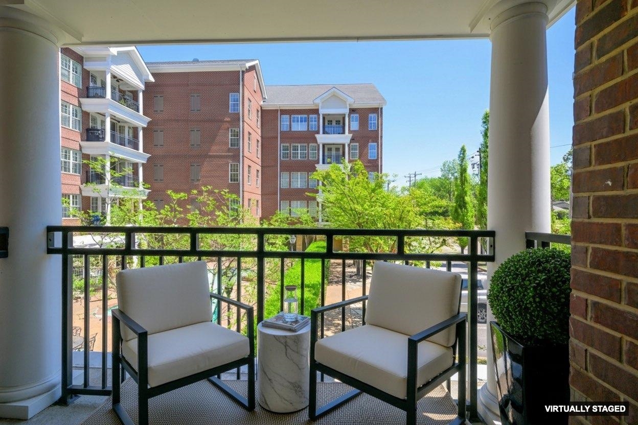 3520 CENTRAL AVE Unit: 101