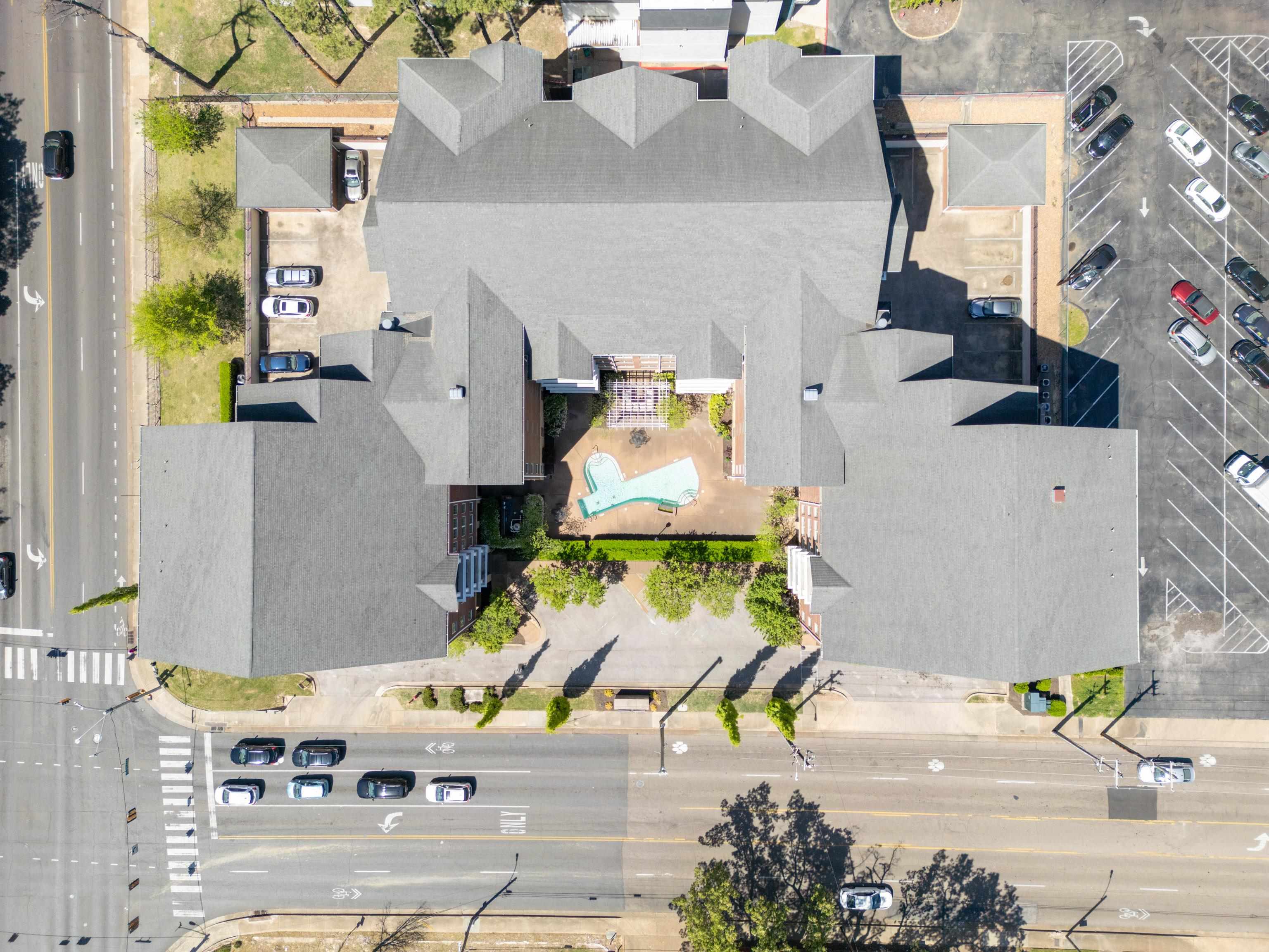 3520 CENTRAL AVE Unit: 101