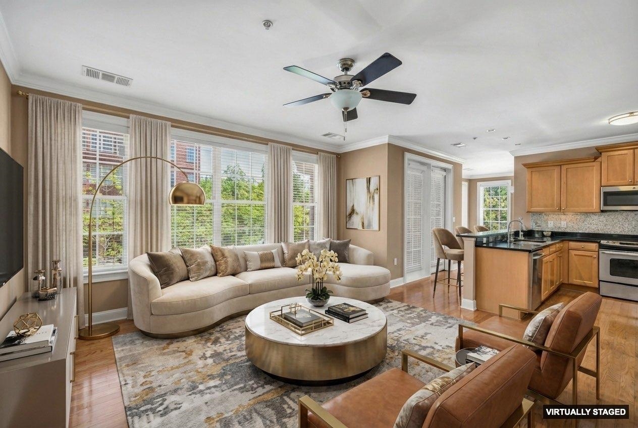 3520 CENTRAL AVE Unit: 101