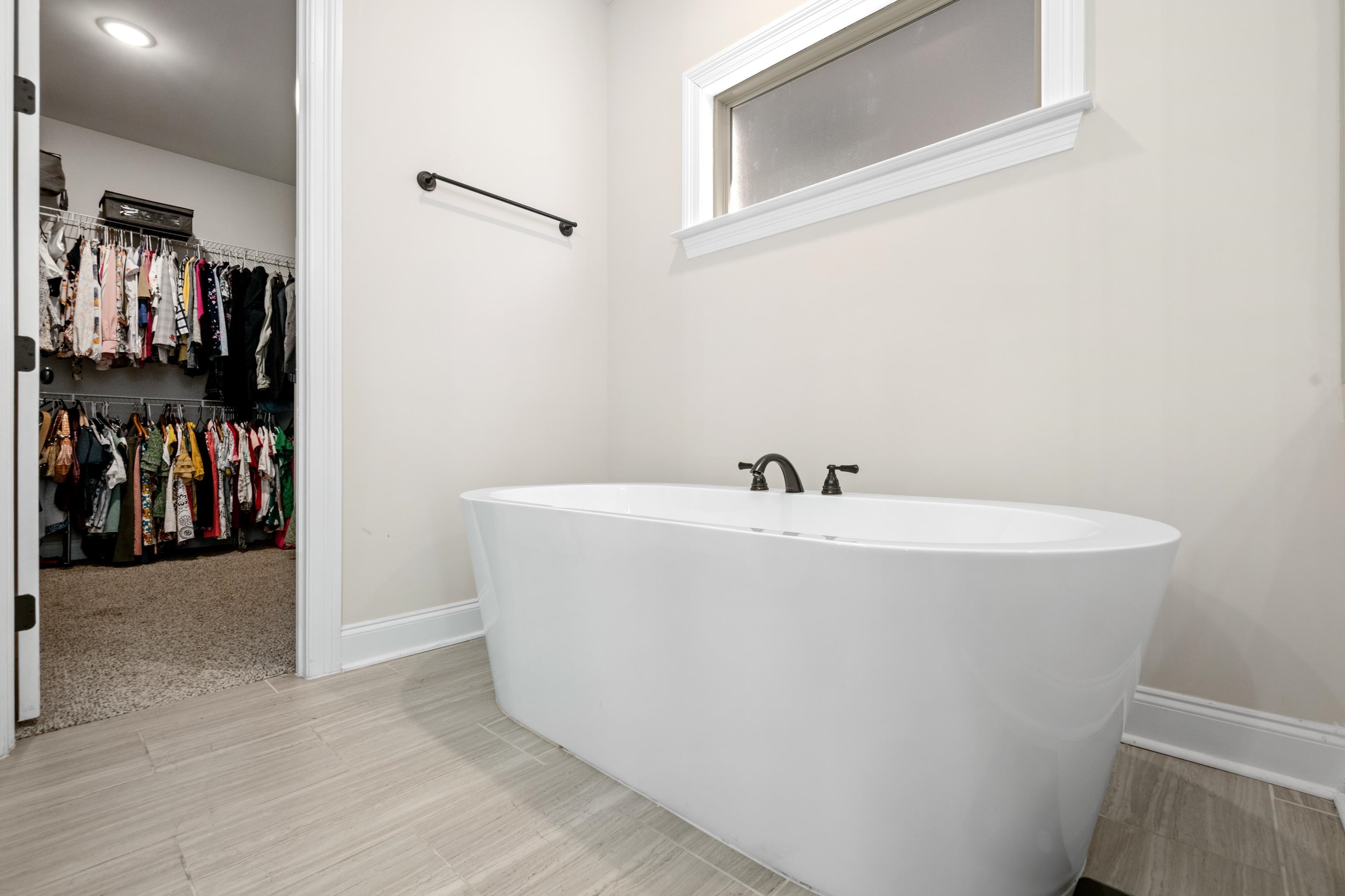 7405 APPLING MIST DR