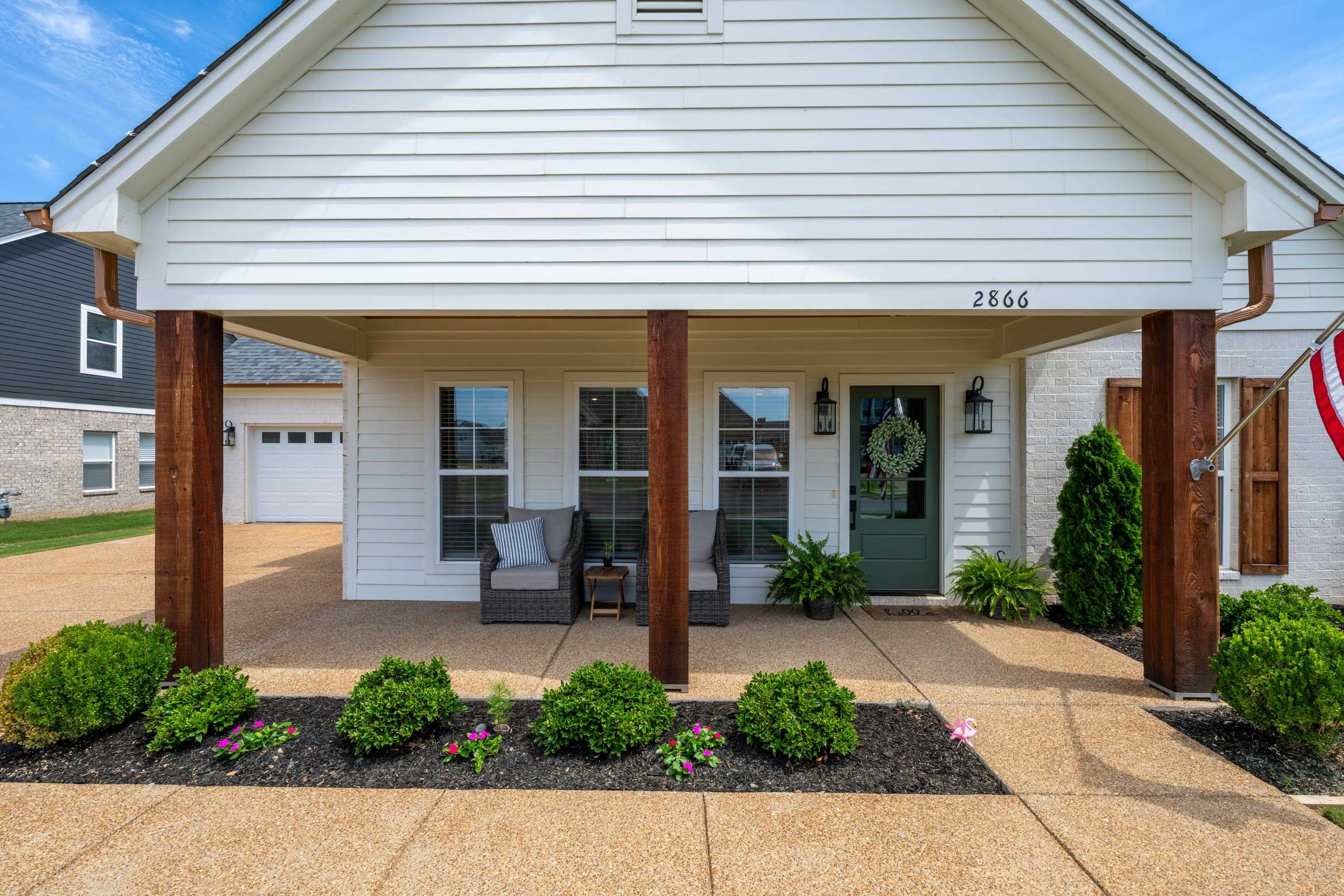 2866 HIGH POINTE AVE