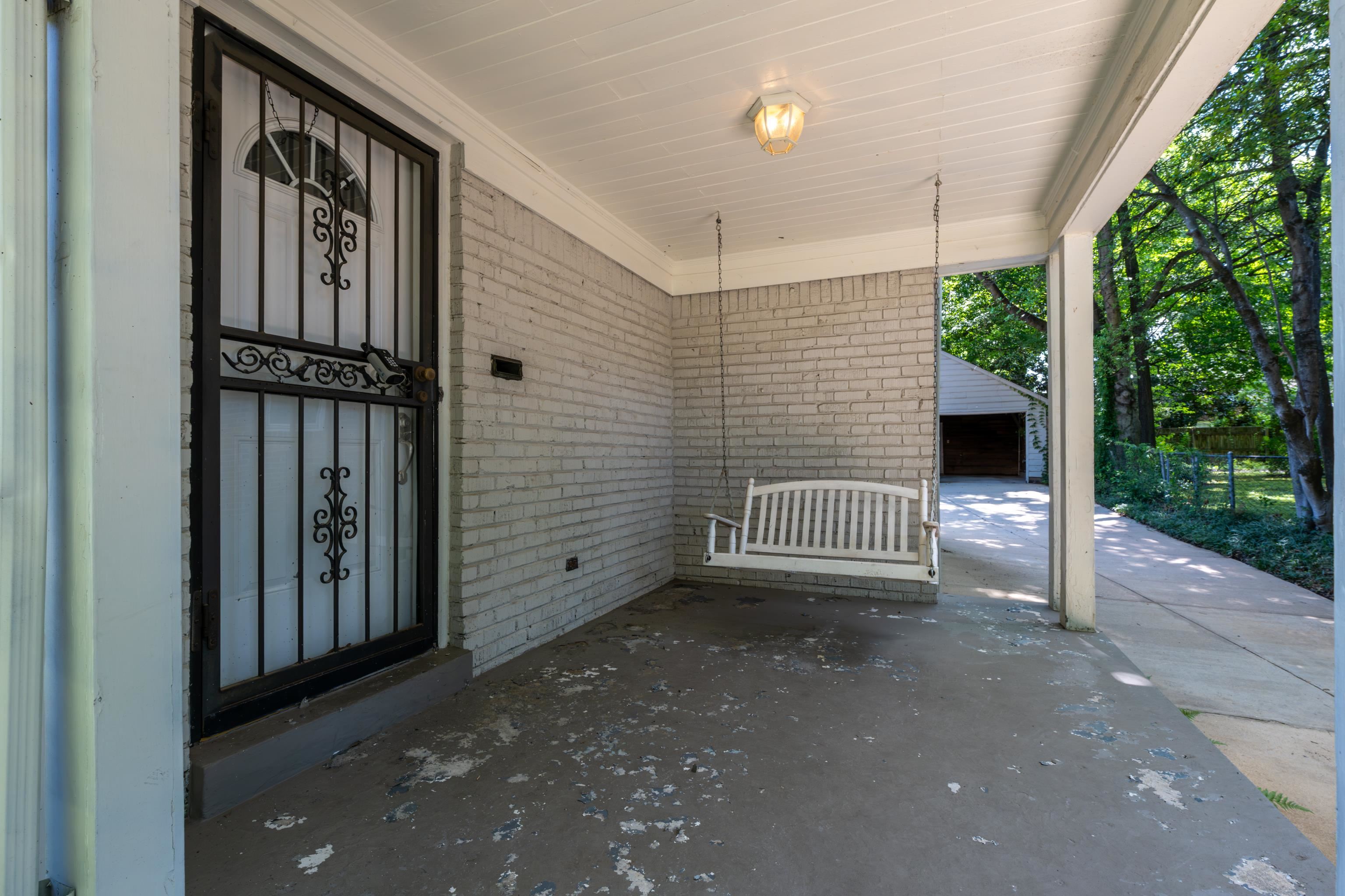 37 S ALICIA DR