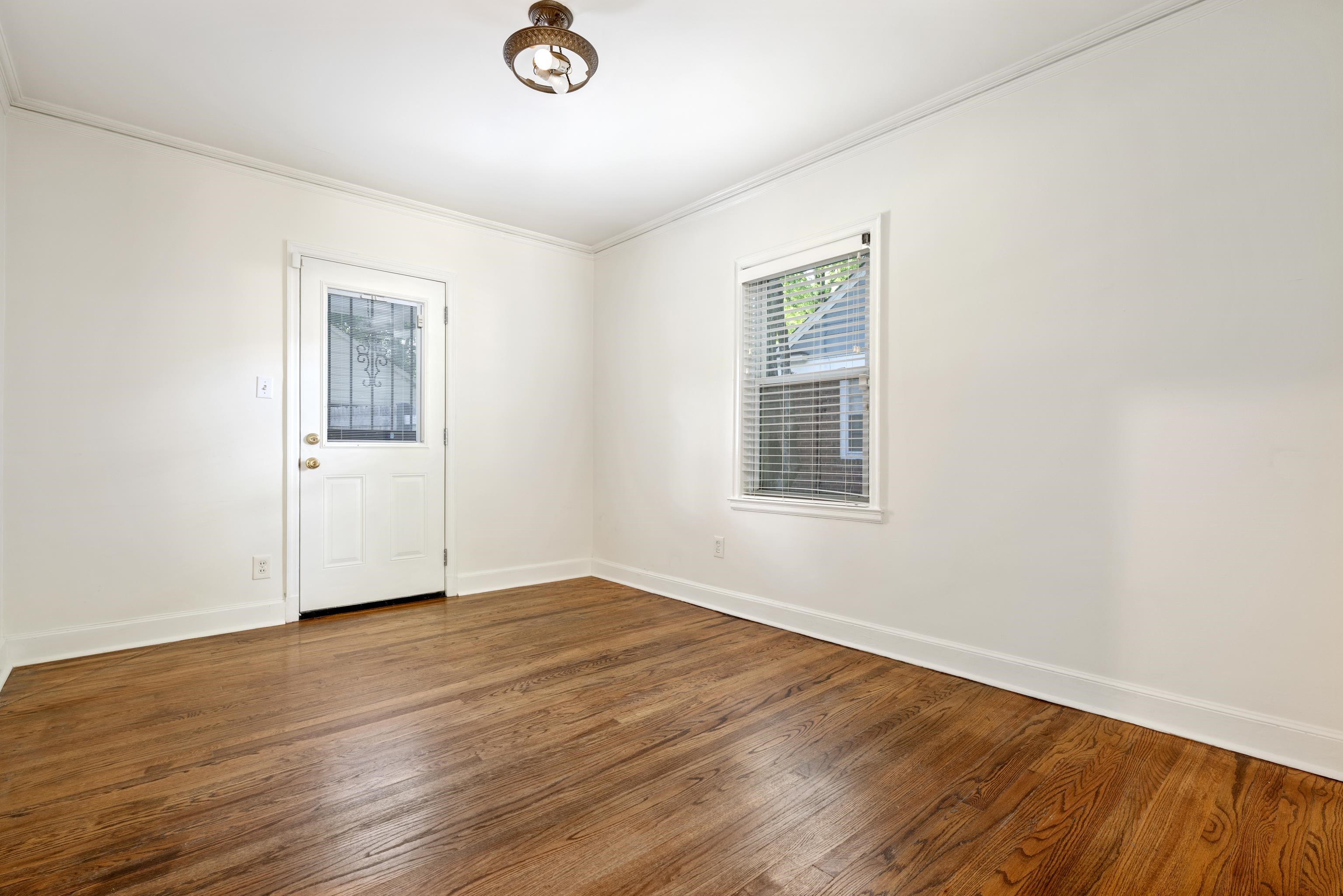 37 S ALICIA DR