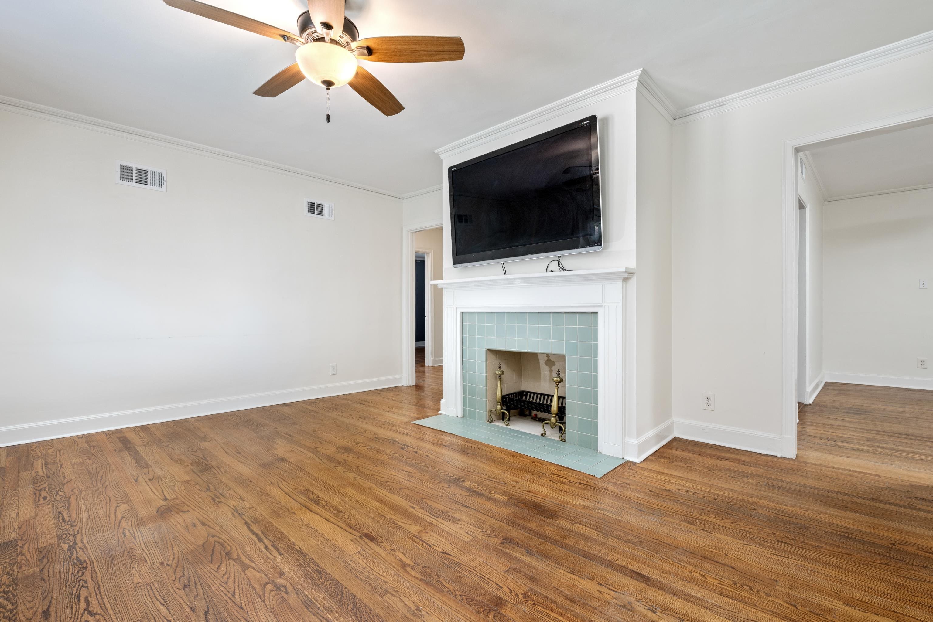37 S ALICIA DR