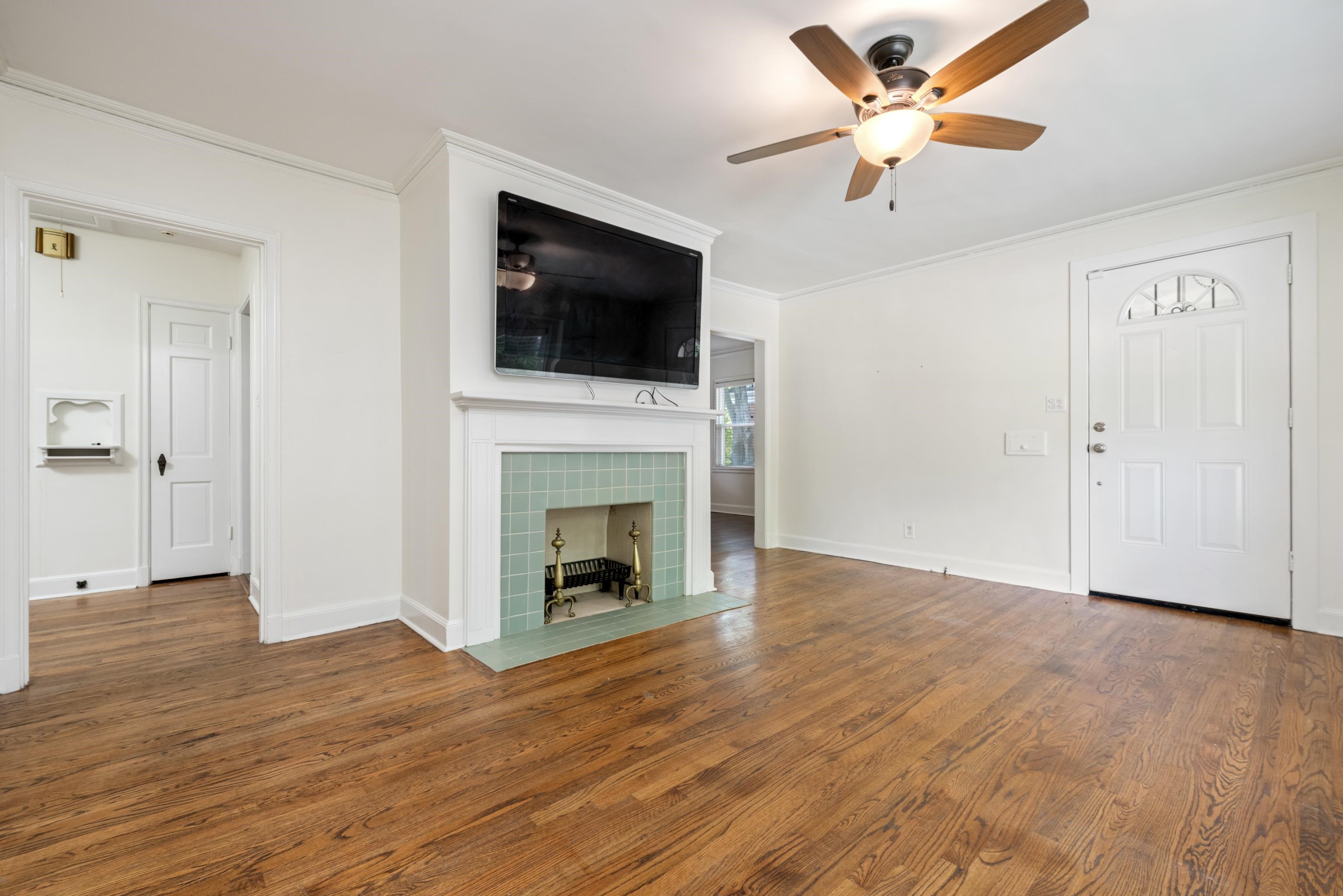 37 S ALICIA DR