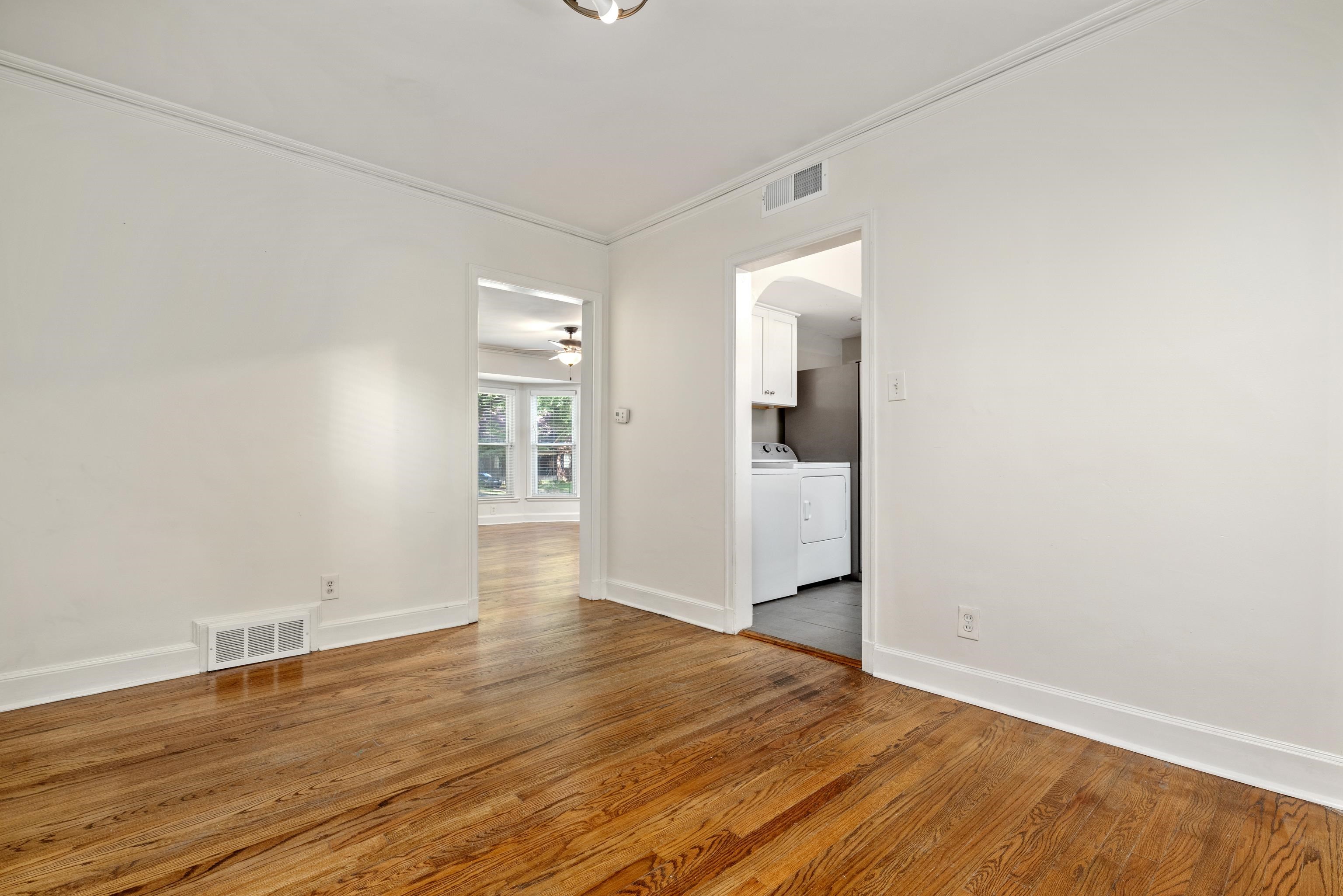 37 S ALICIA DR