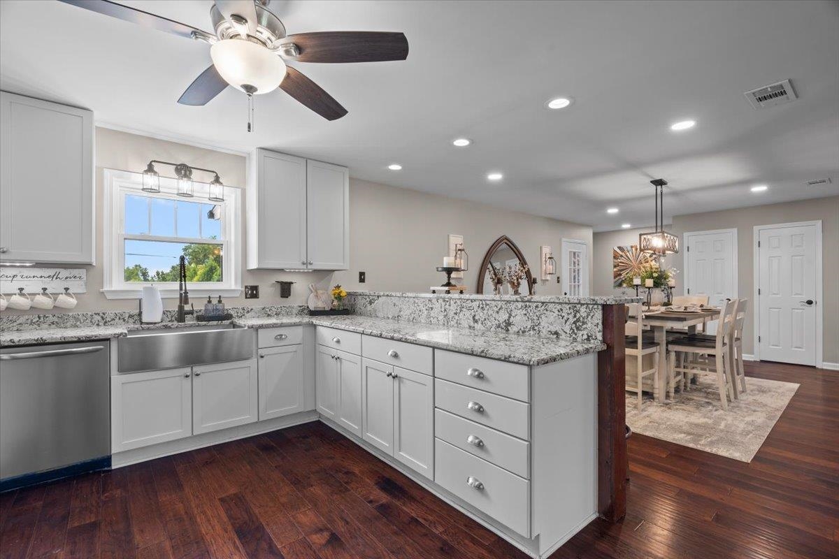 7591 E KERRVILLE-ROSEMARK RD