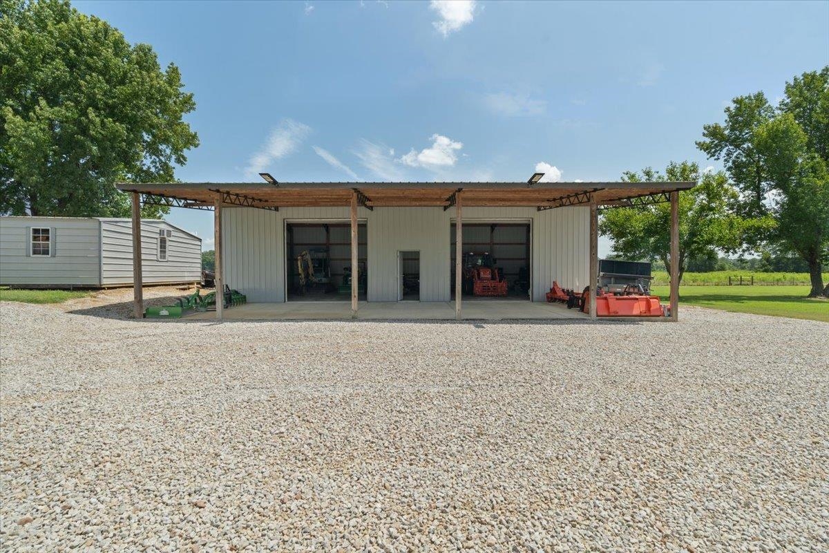 7591 E KERRVILLE-ROSEMARK RD