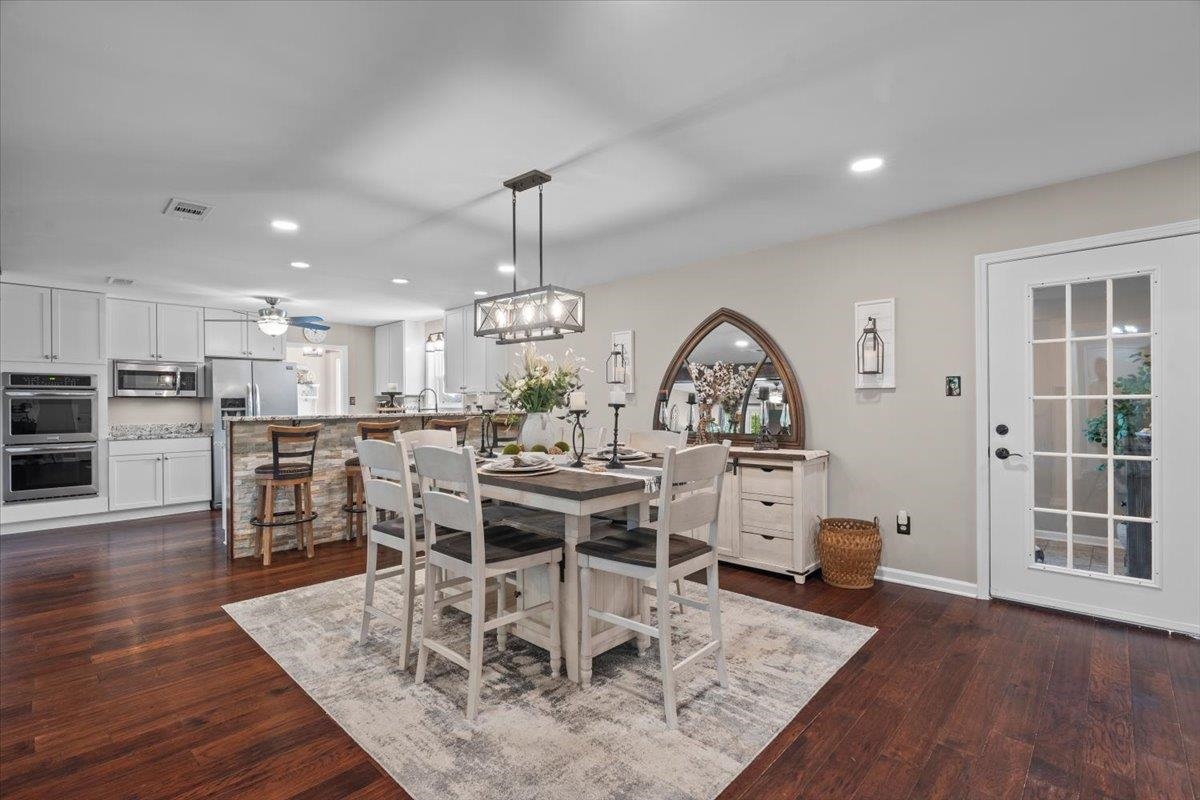 7591 E KERRVILLE-ROSEMARK RD