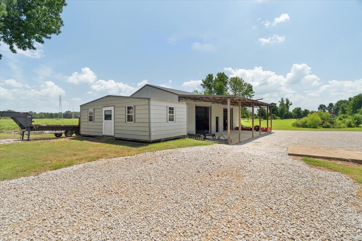 7591 E KERRVILLE-ROSEMARK RD
